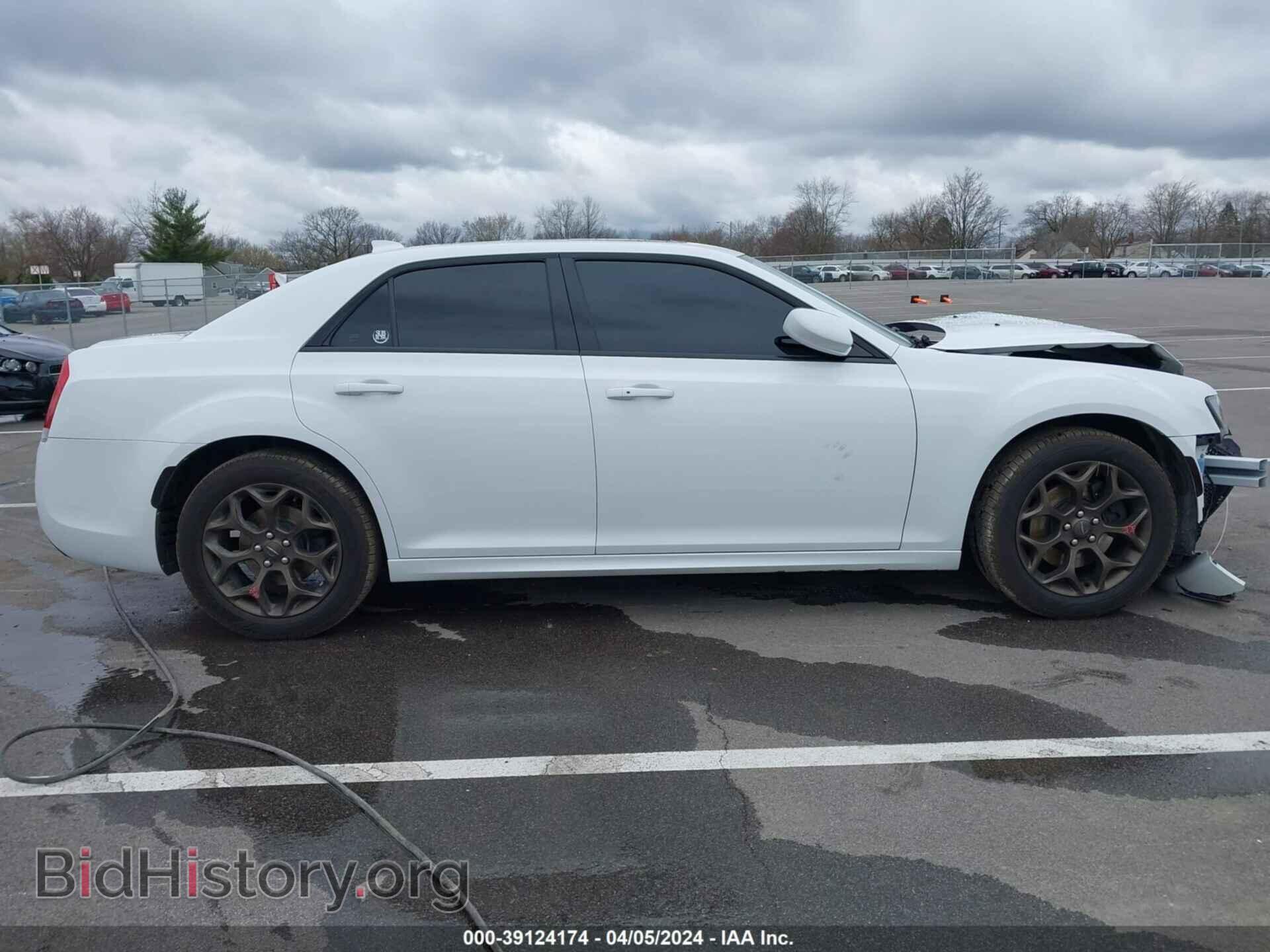 2016 CHRYSLER 300 - VIN: 2C3CCAGG1GH282995 - Фото 14