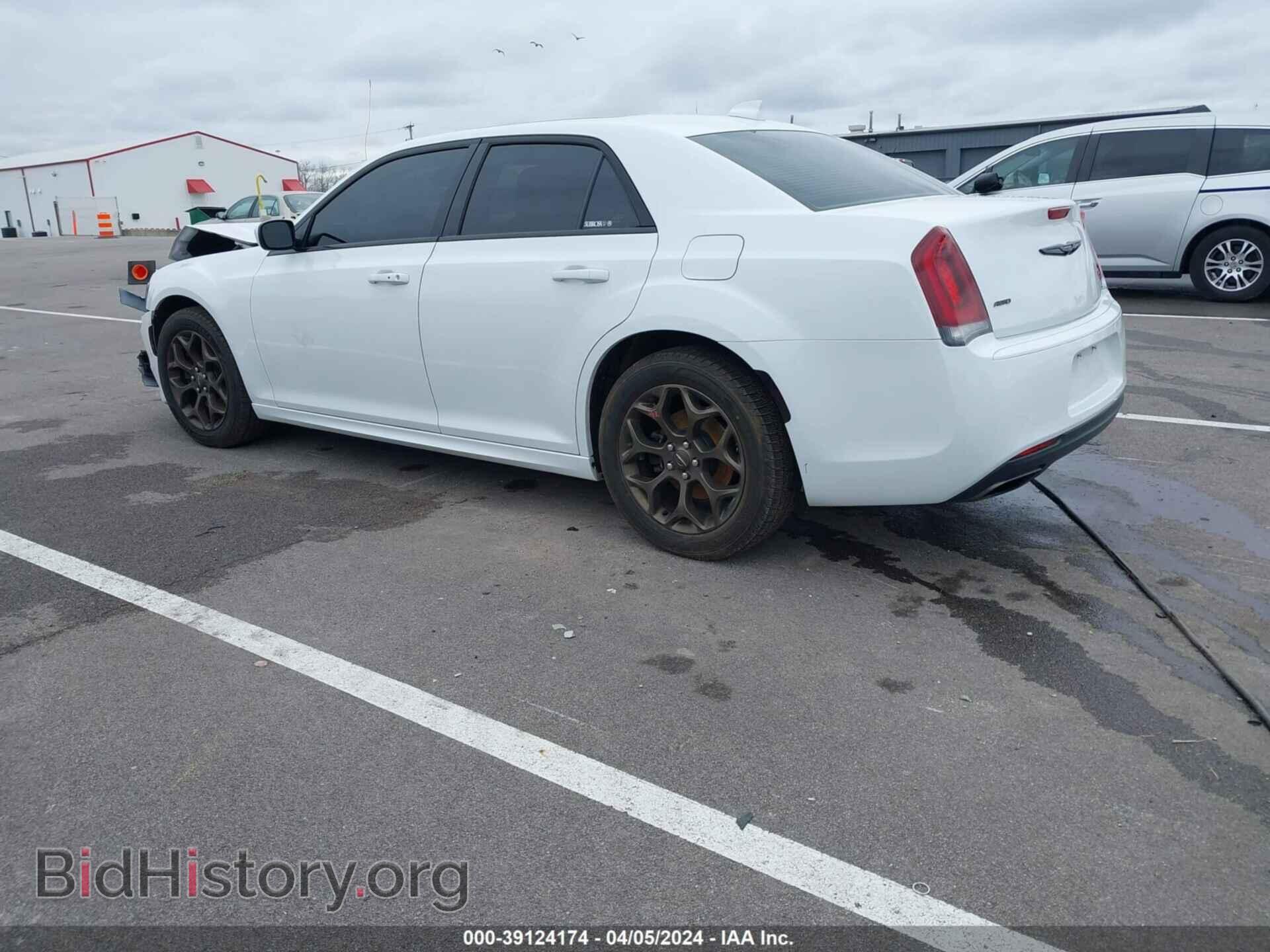 2016 CHRYSLER 300 - VIN: 2C3CCAGG1GH282995 - Фото 3