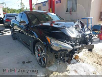 2018 Kia STINGER GT1, черный — VIN KNAE45LC4J6033141, IAAI