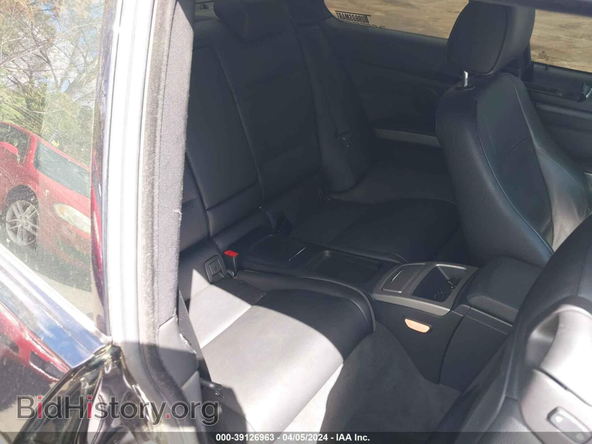 2012 BMW 335IS - VIN: WBAKG1C5XCE839563 - Фото 8