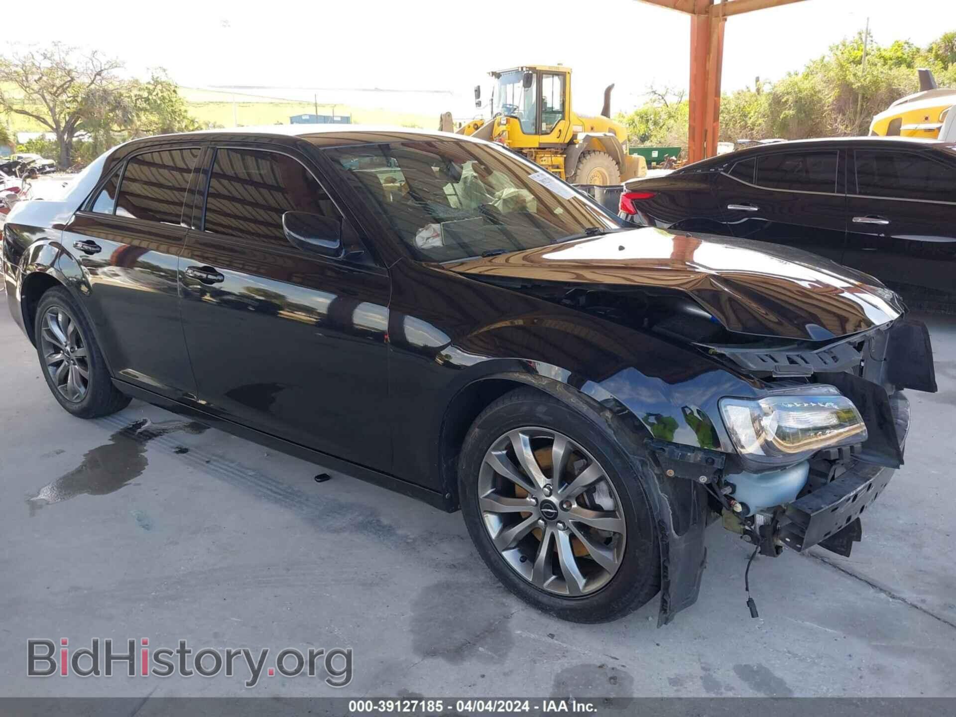 Фотография 2C3CCAGG8EH283882 - CHRYSLER 300 2014