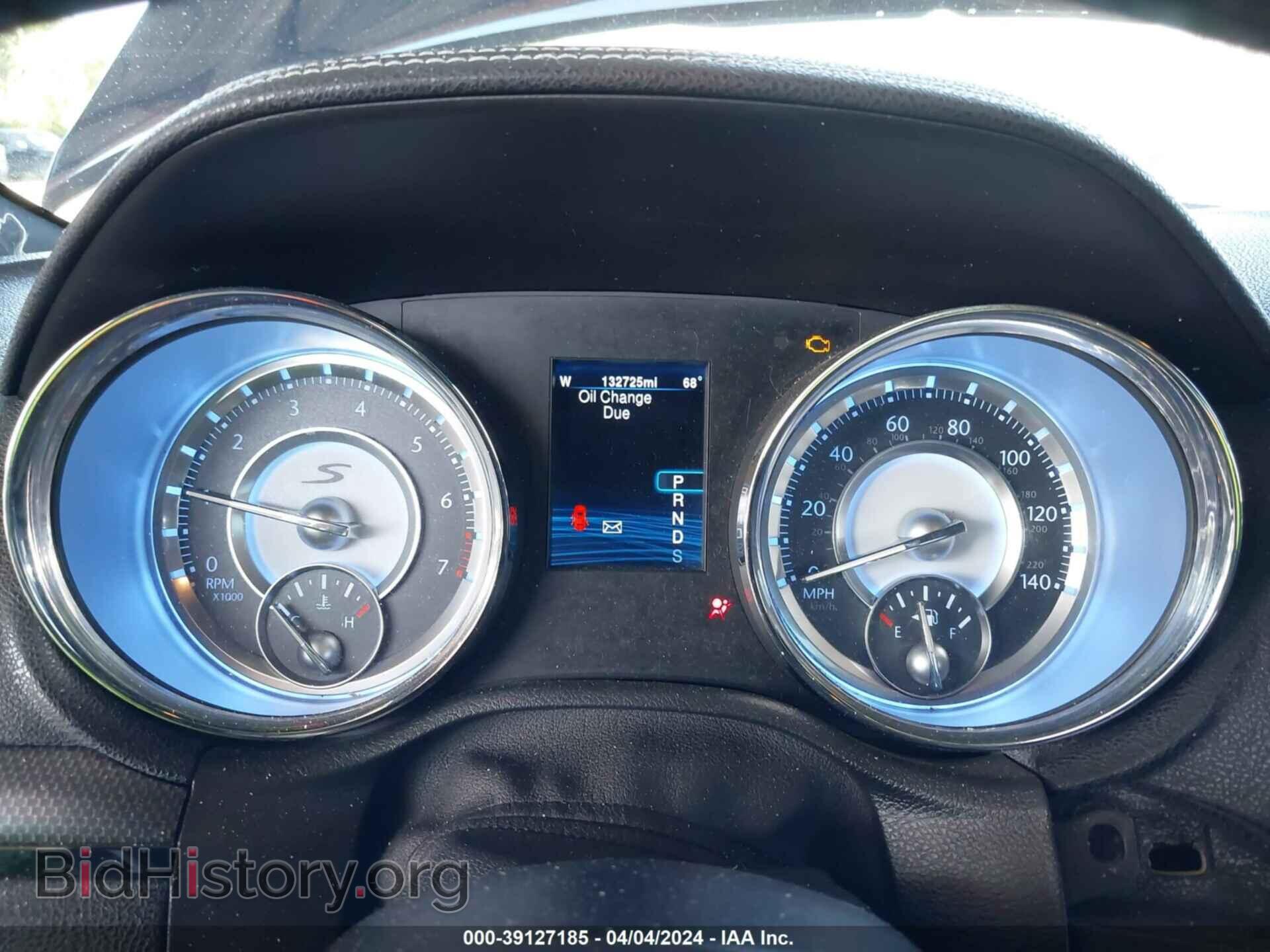 2014 CHRYSLER 300 - VIN: 2C3CCAGG8EH283882 - Фото 7