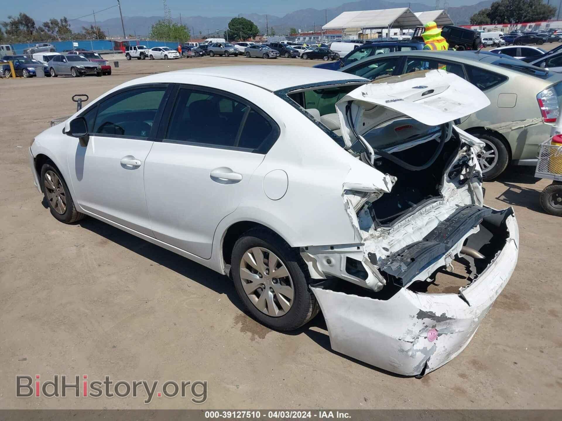 2012 HONDA CIVIC - VIN: 2HGFB2F57CH326527 - Фото 3