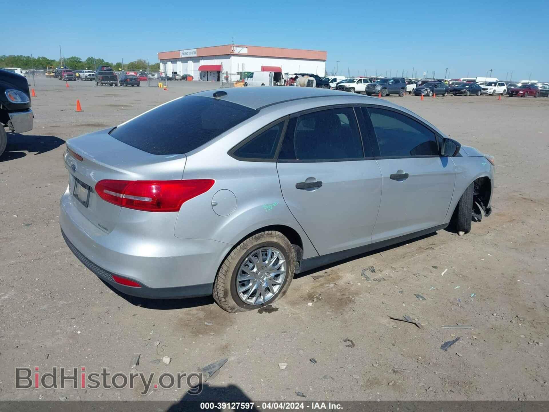 2016 FORD FOCUS - VIN: 1FADP3E27GL266221 - Фото 4
