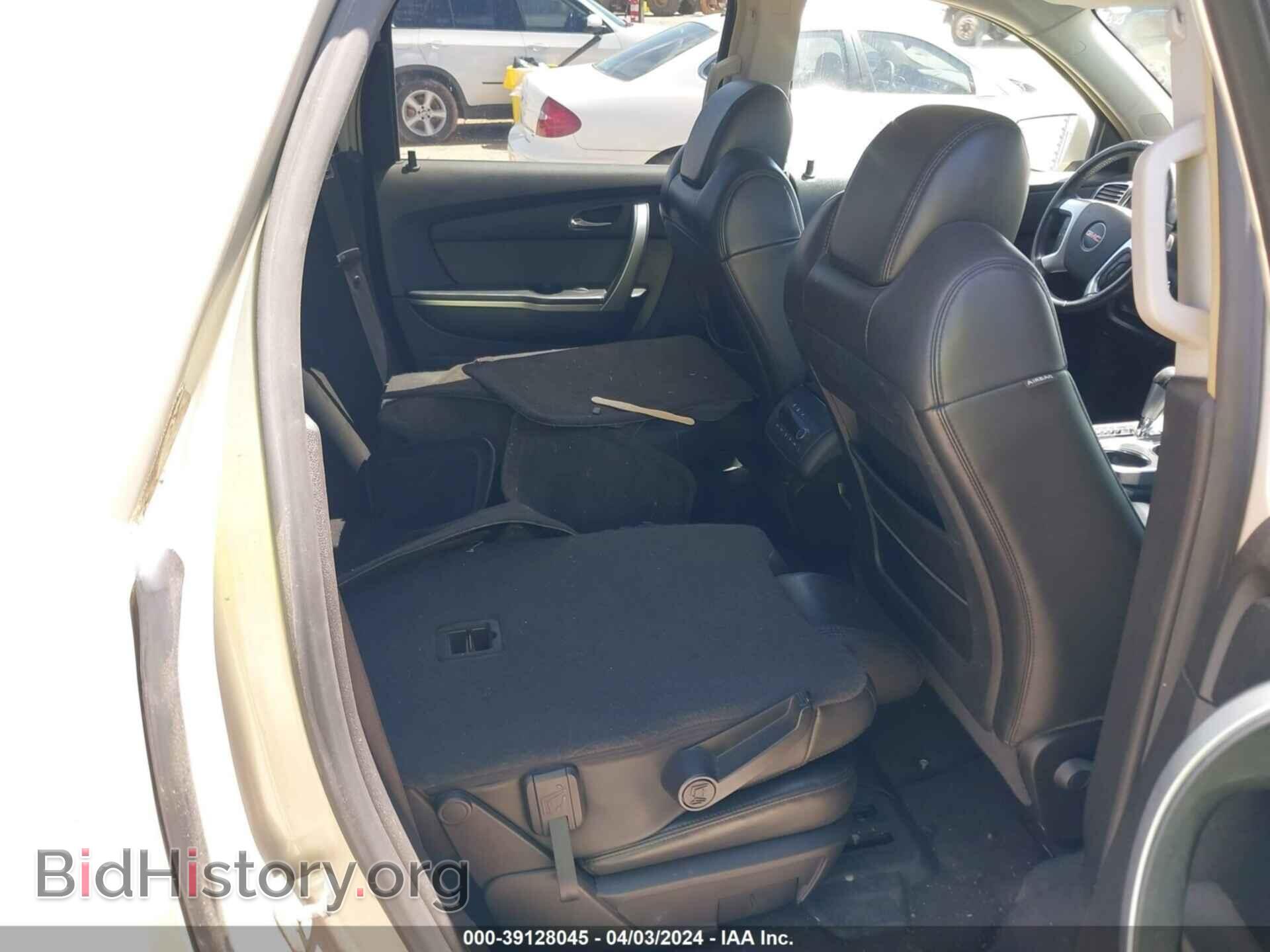 2008 GMC ACADIA - VIN: 1GKER23728J190877 - Photo 8