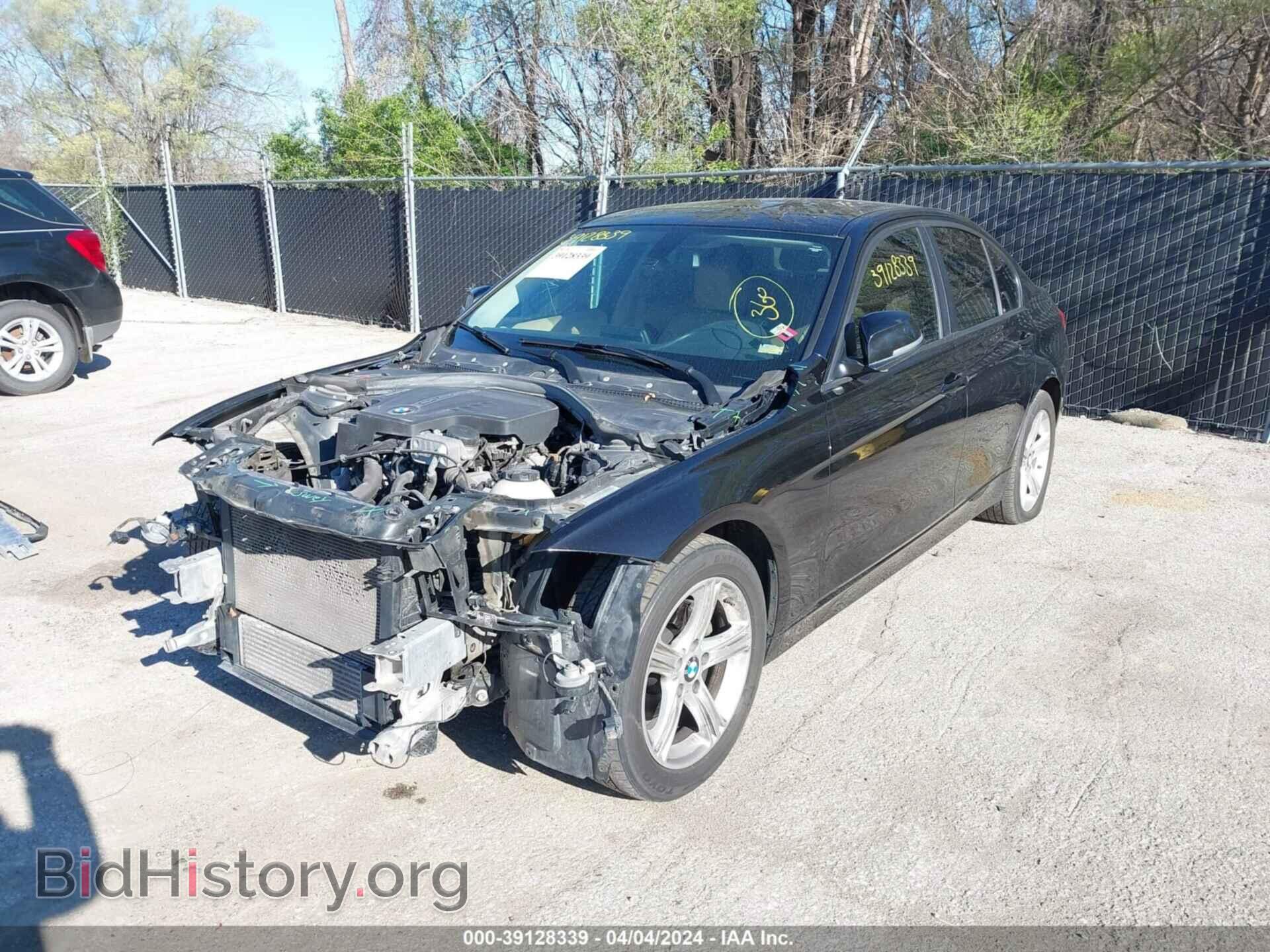 2014 BMW 320I - VIN: WBA3C3G53ENS67406 - Фото 2