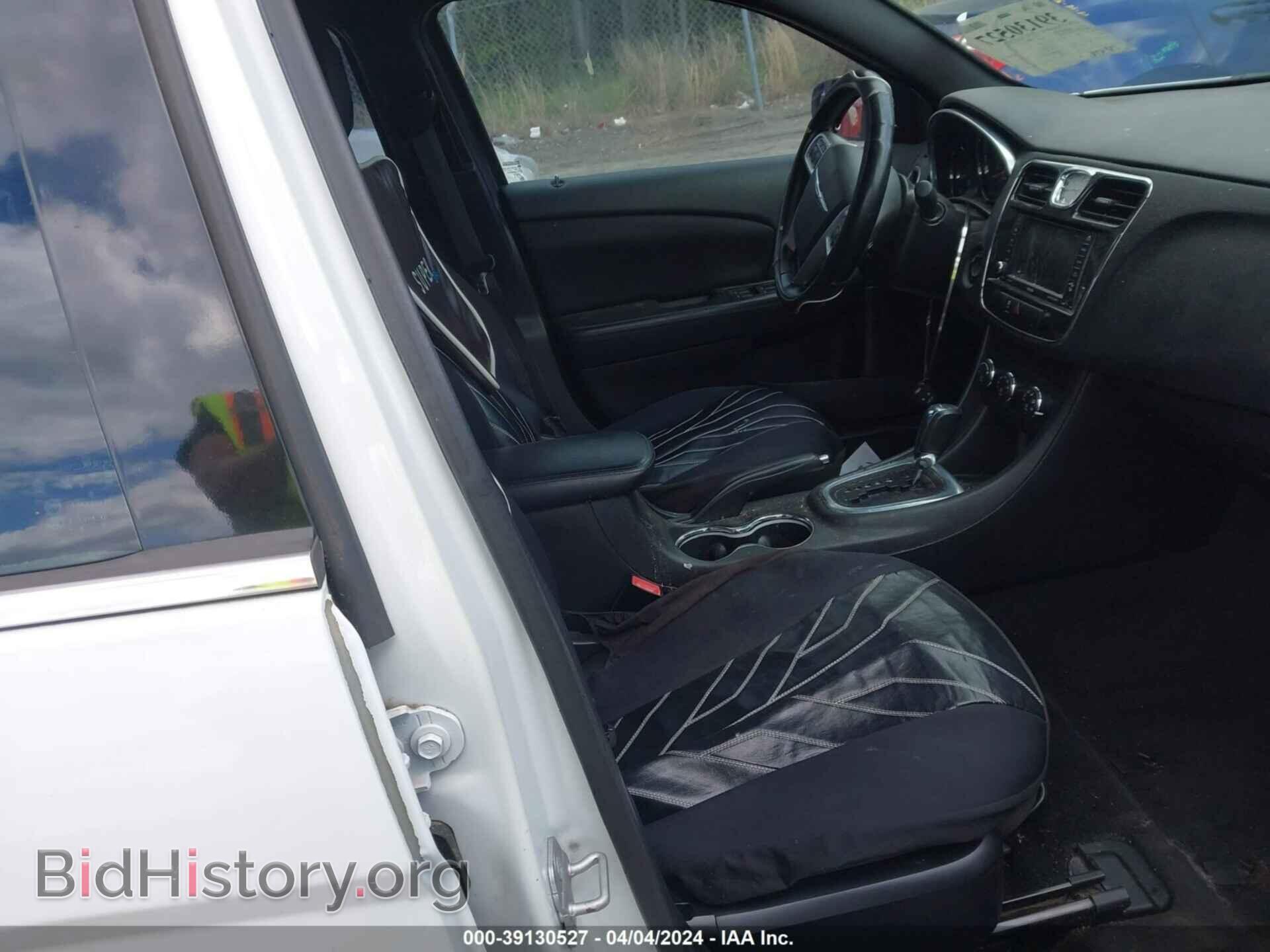 2014 CHRYSLER 200 - VIN: 1C3CCBBB4EN191483 - Фото 5