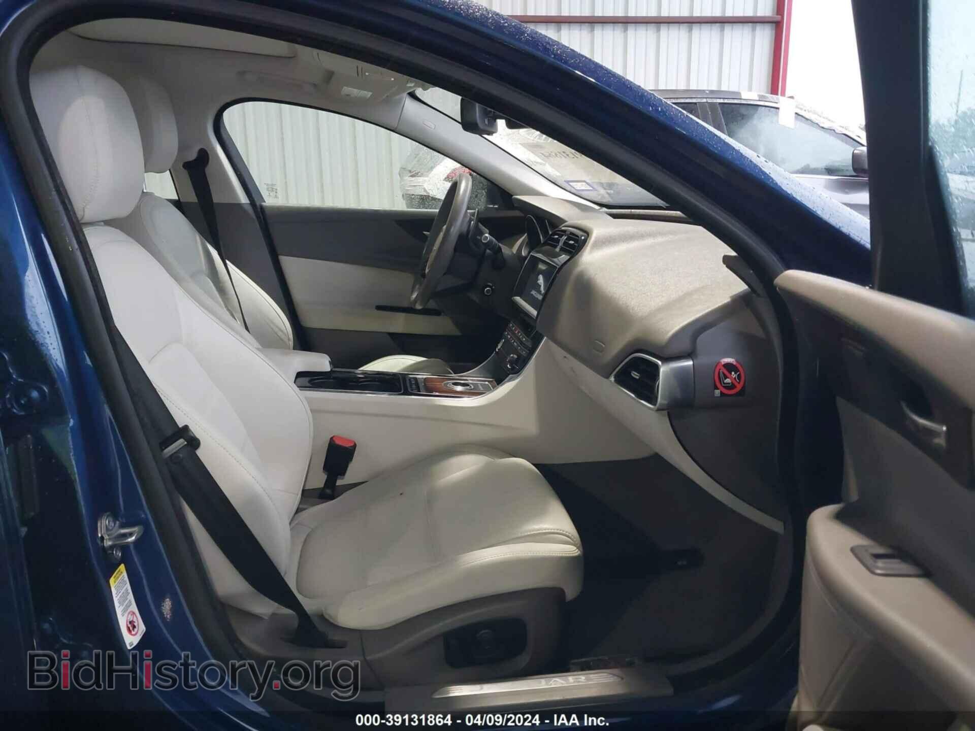 2017 JAGUAR XE - VIN: SAJAE4BV0HA951117 - Фото 5