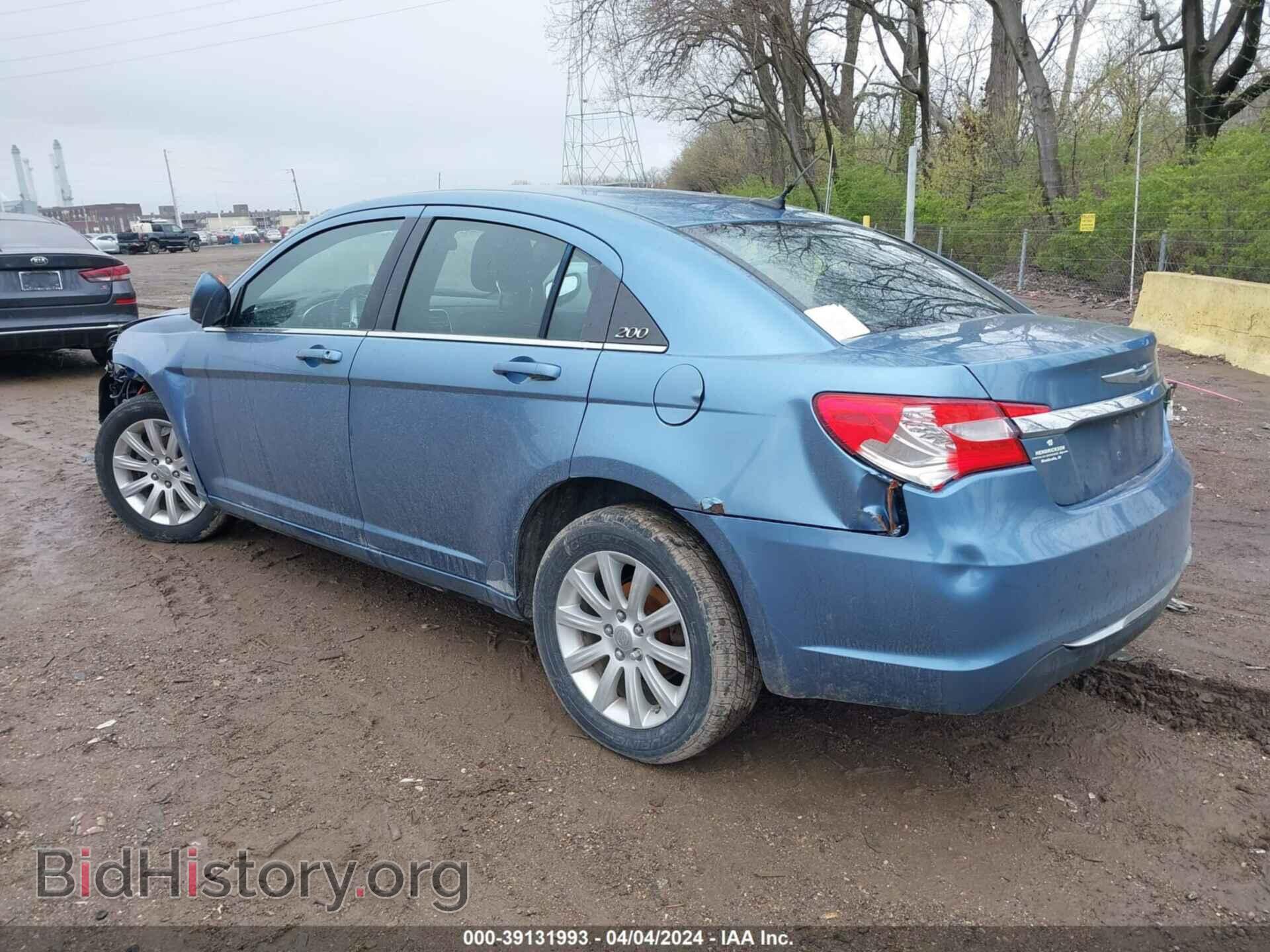 2011 CHRYSLER 200 - VIN: 1C3BC1FB8BN602394 - Фото 3