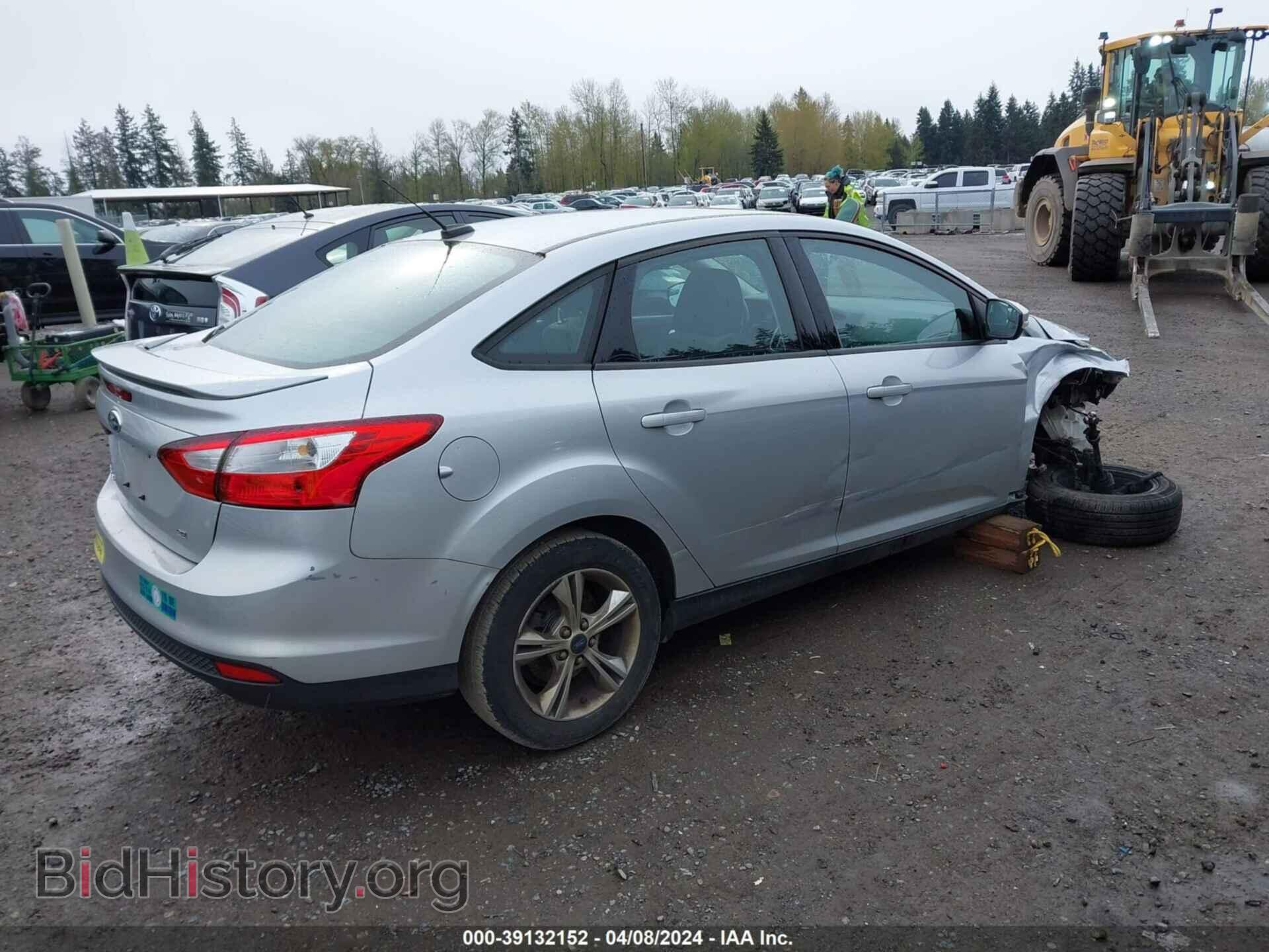 2012 FORD FOCUS - VIN: 1FAHP3F2XCL457559 - Photo 4