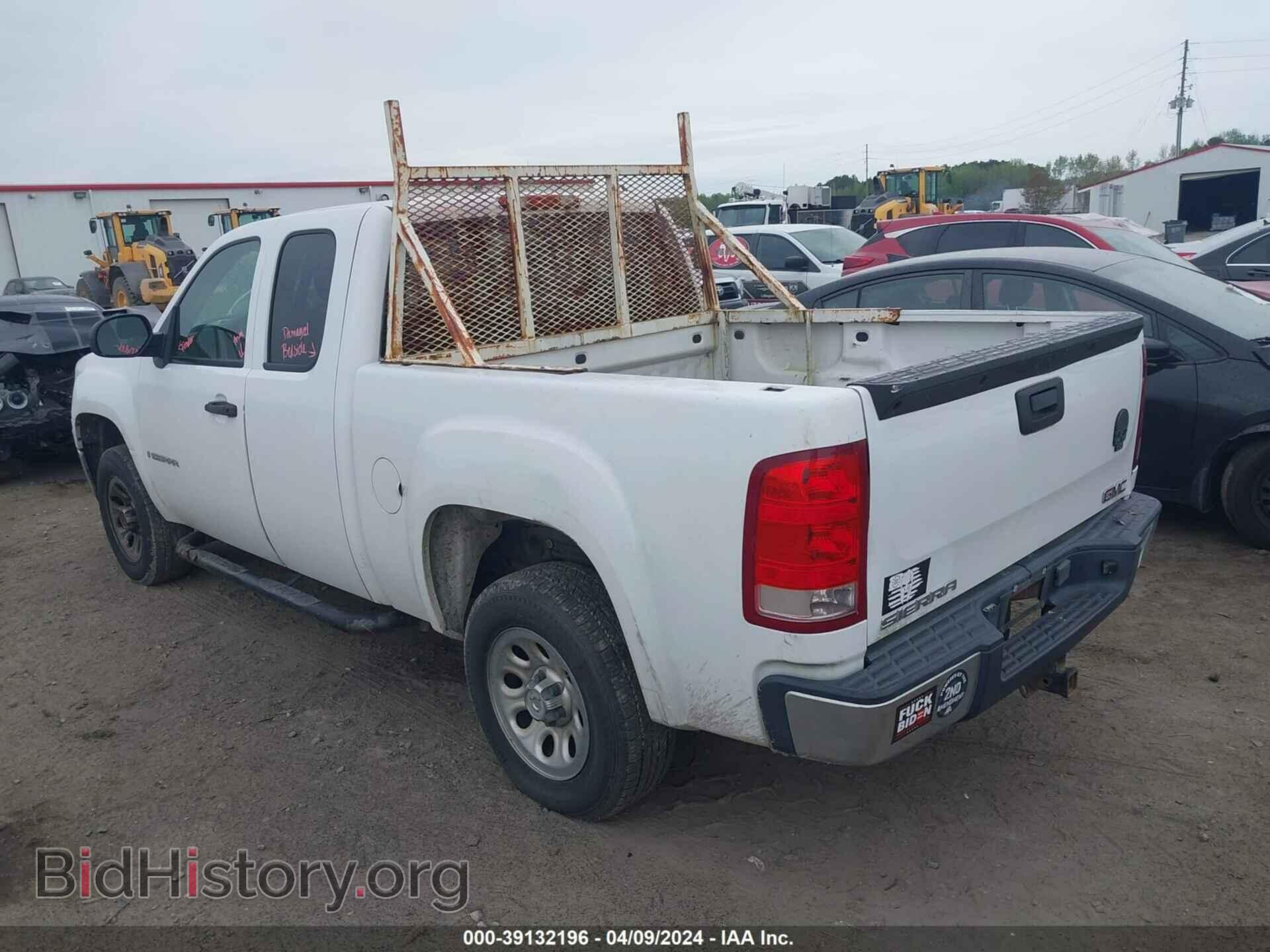 2007 GMC SIERRA 1500 - VIN: 1GTEC19C07Z567105 - Фото 3