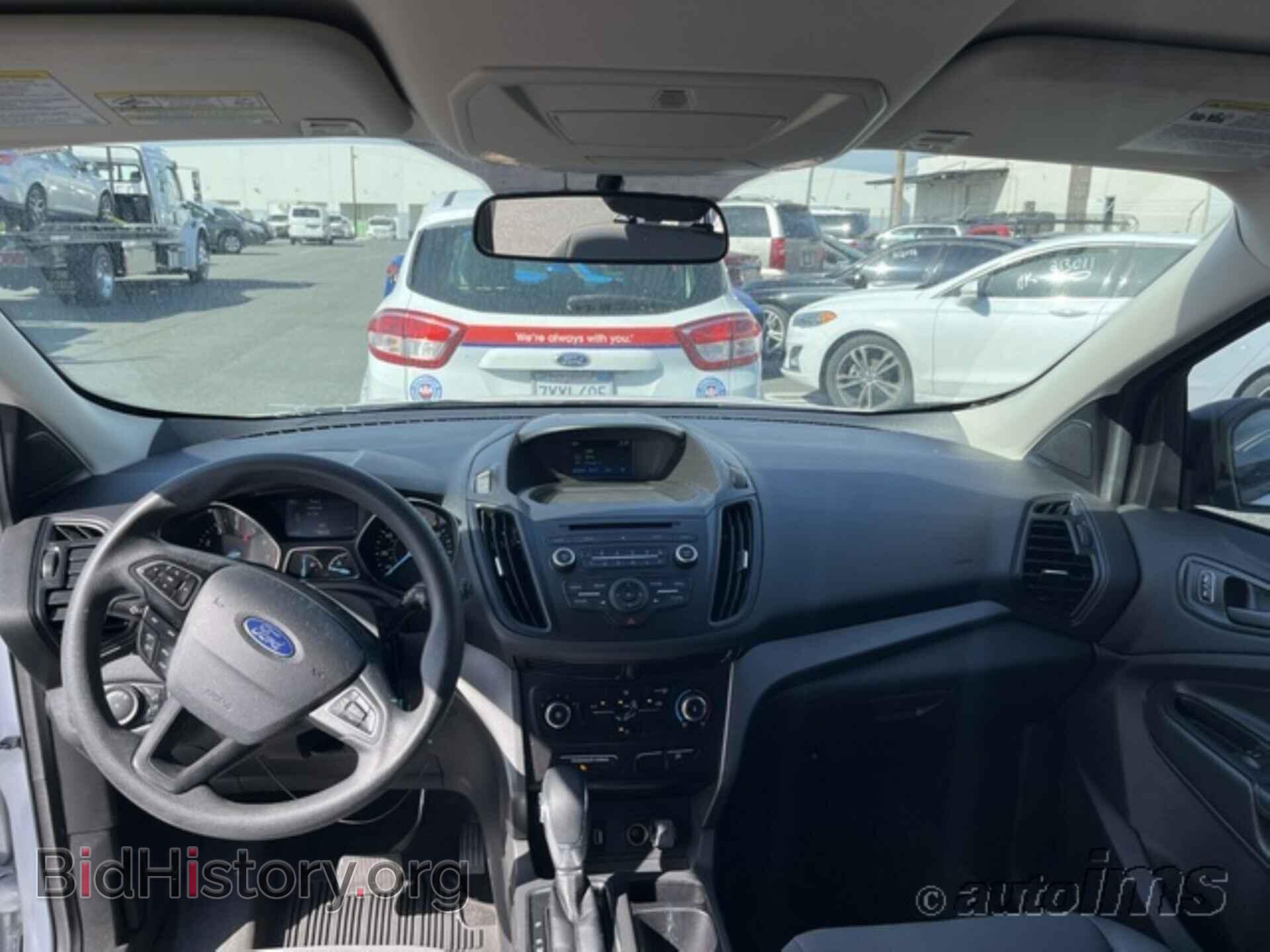 2018 FORD ESCAPE - VIN: 1FMCU0F71JUB88037 - Фото 3