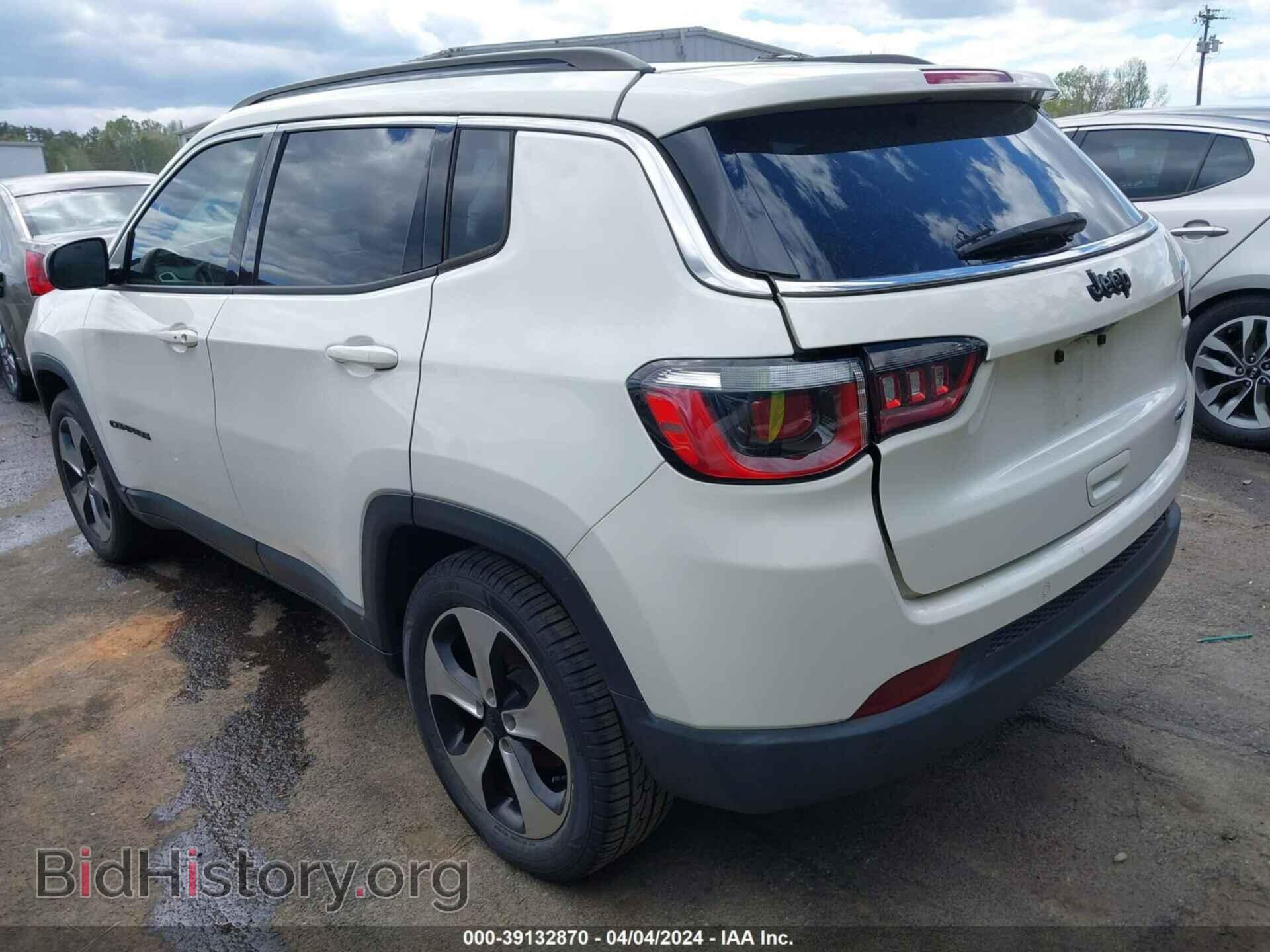 2018 JEEP COMPASS - VIN: 3C4NJCBB5JT182124 - Фото 3