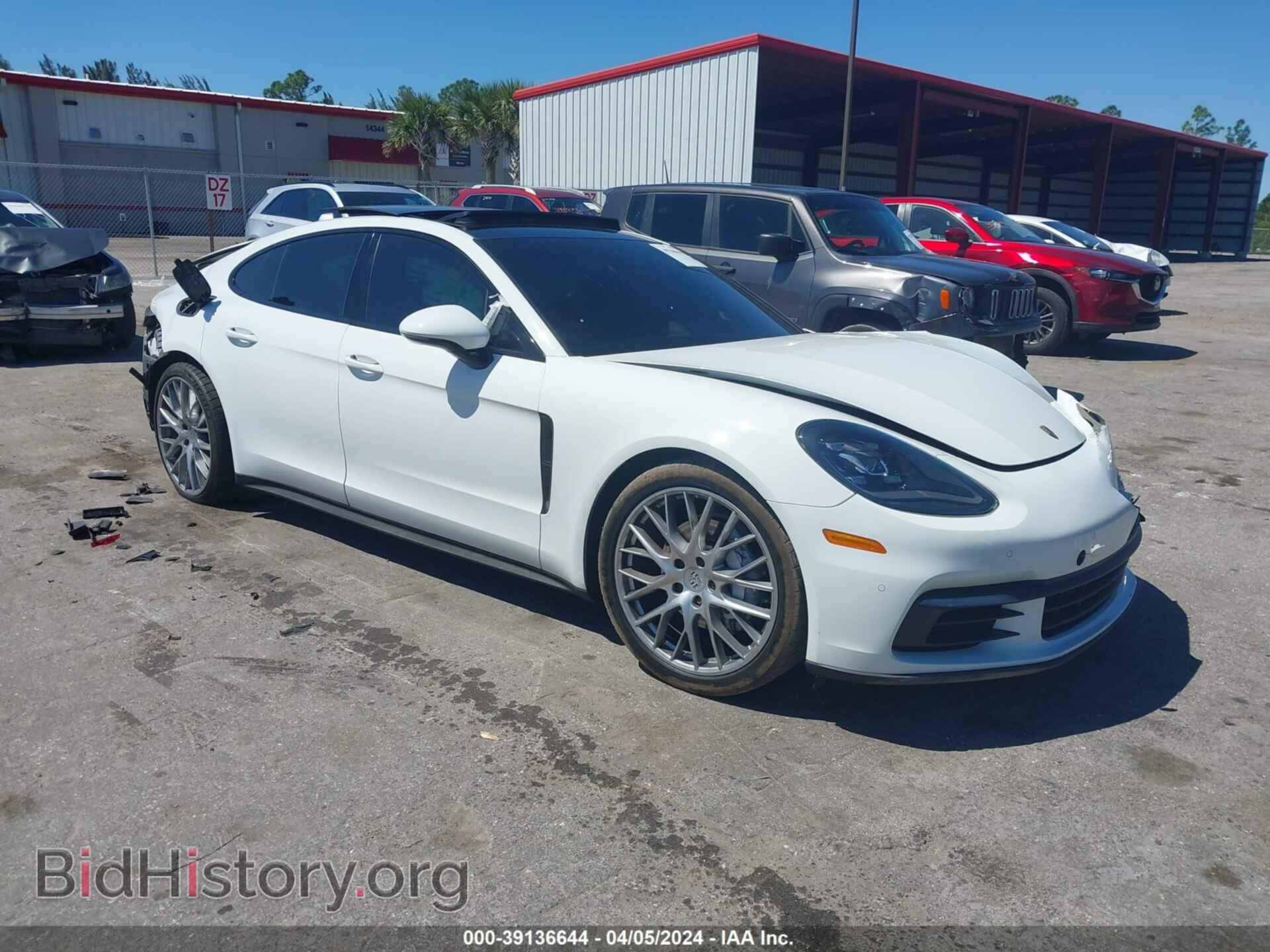 Фотография WP0AA2A77JL104395 - PORSCHE PANAMERA 2018