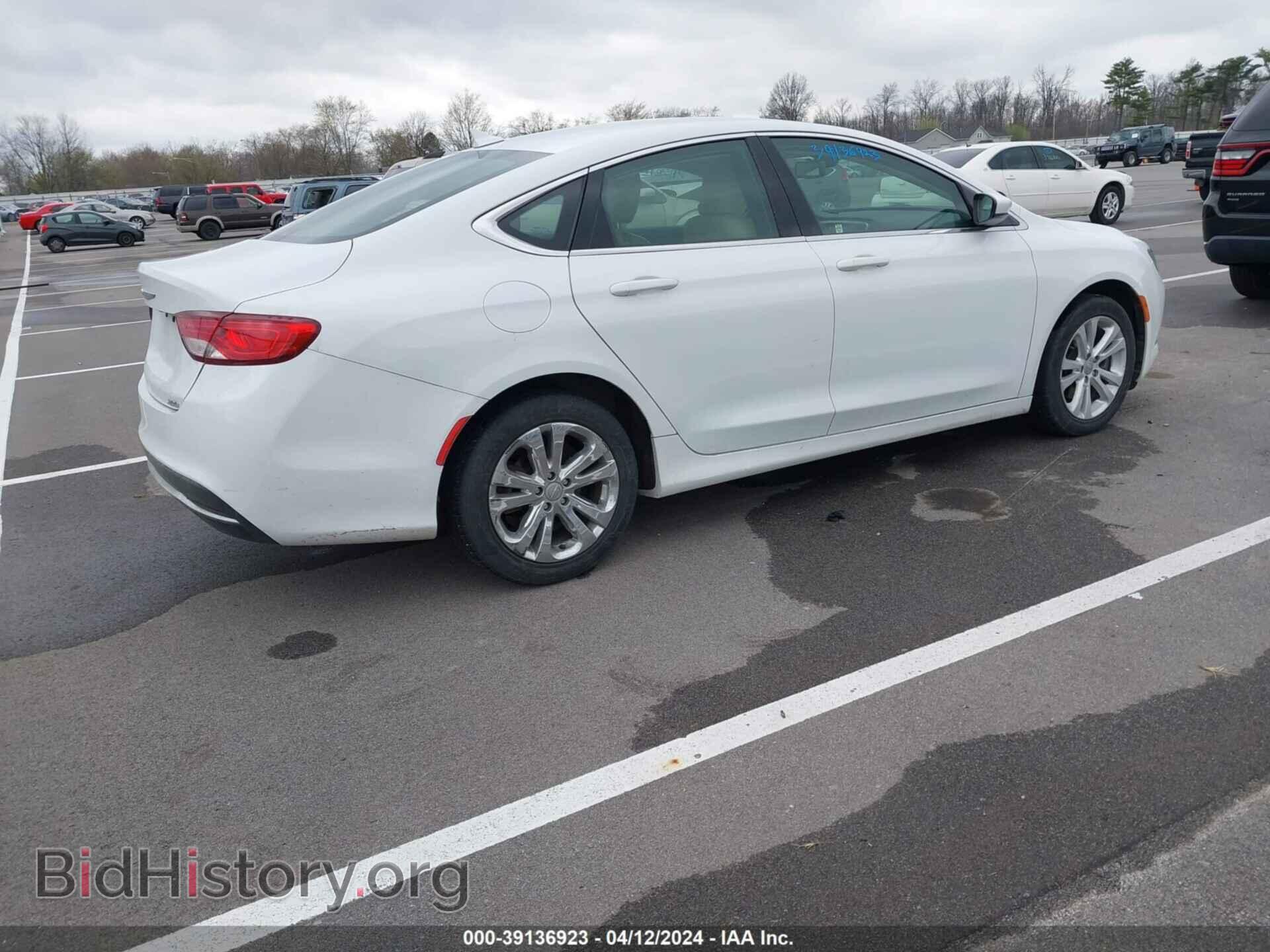 2017 CHRYSLER 200 - VIN: 1C3CCCAB1HN500273 - Фото 4