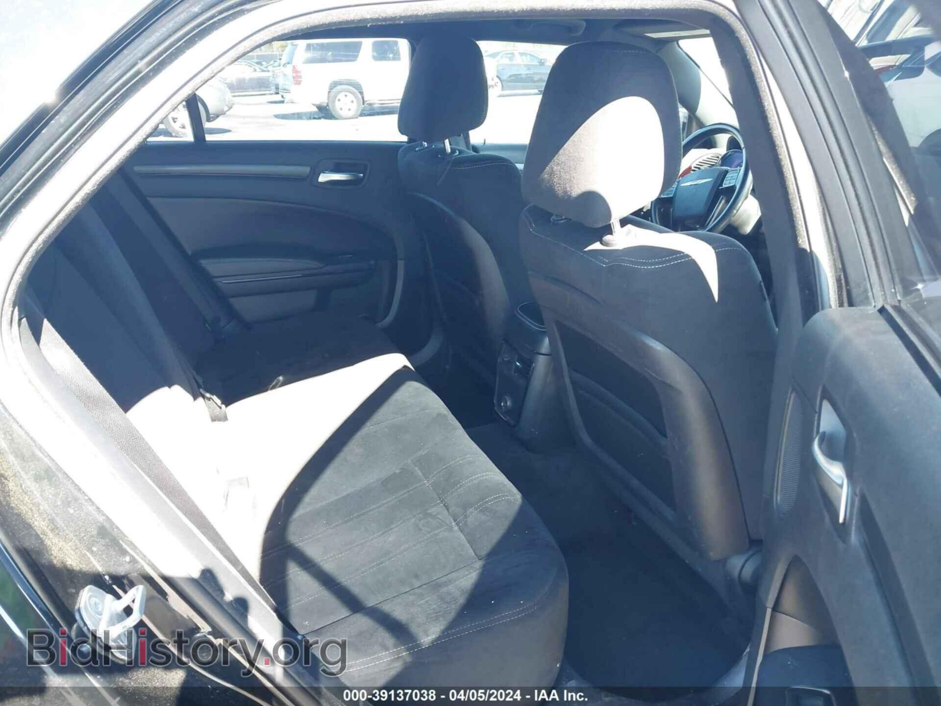 2012 CHRYSLER 300 - VIN: 2C3CCABG9CH231763 - Photo 8