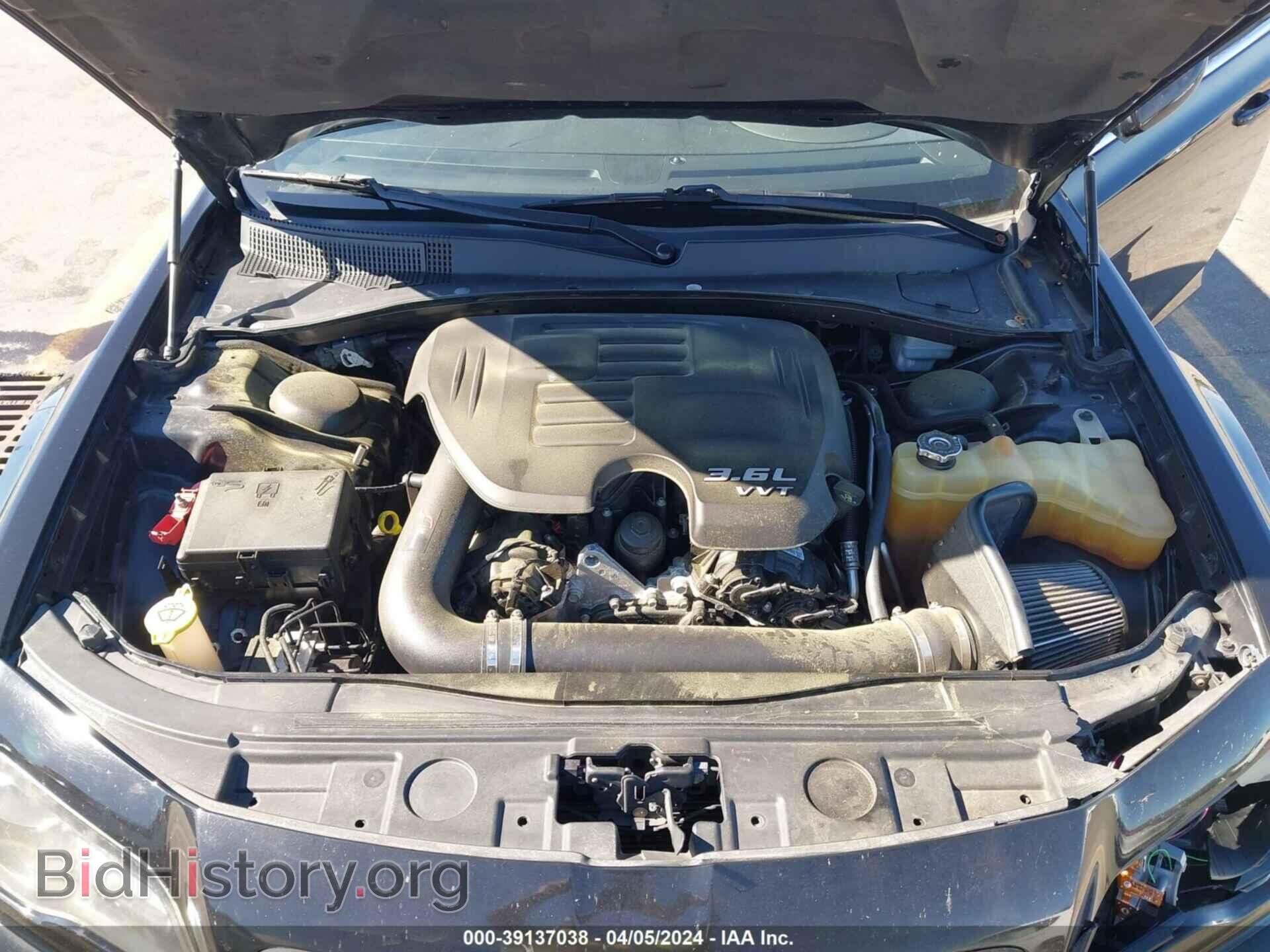 2012 CHRYSLER 300 - VIN: 2C3CCABG9CH231763 - Photo 10