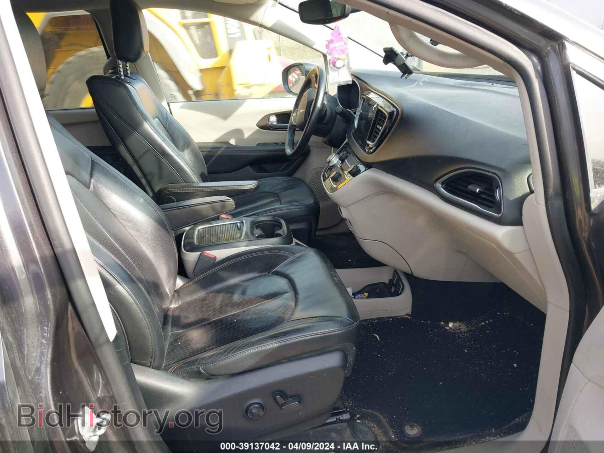 2017 CHRYSLER PACIFICA - VIN: 2C4RC1EG0HR579034 - Photo 5