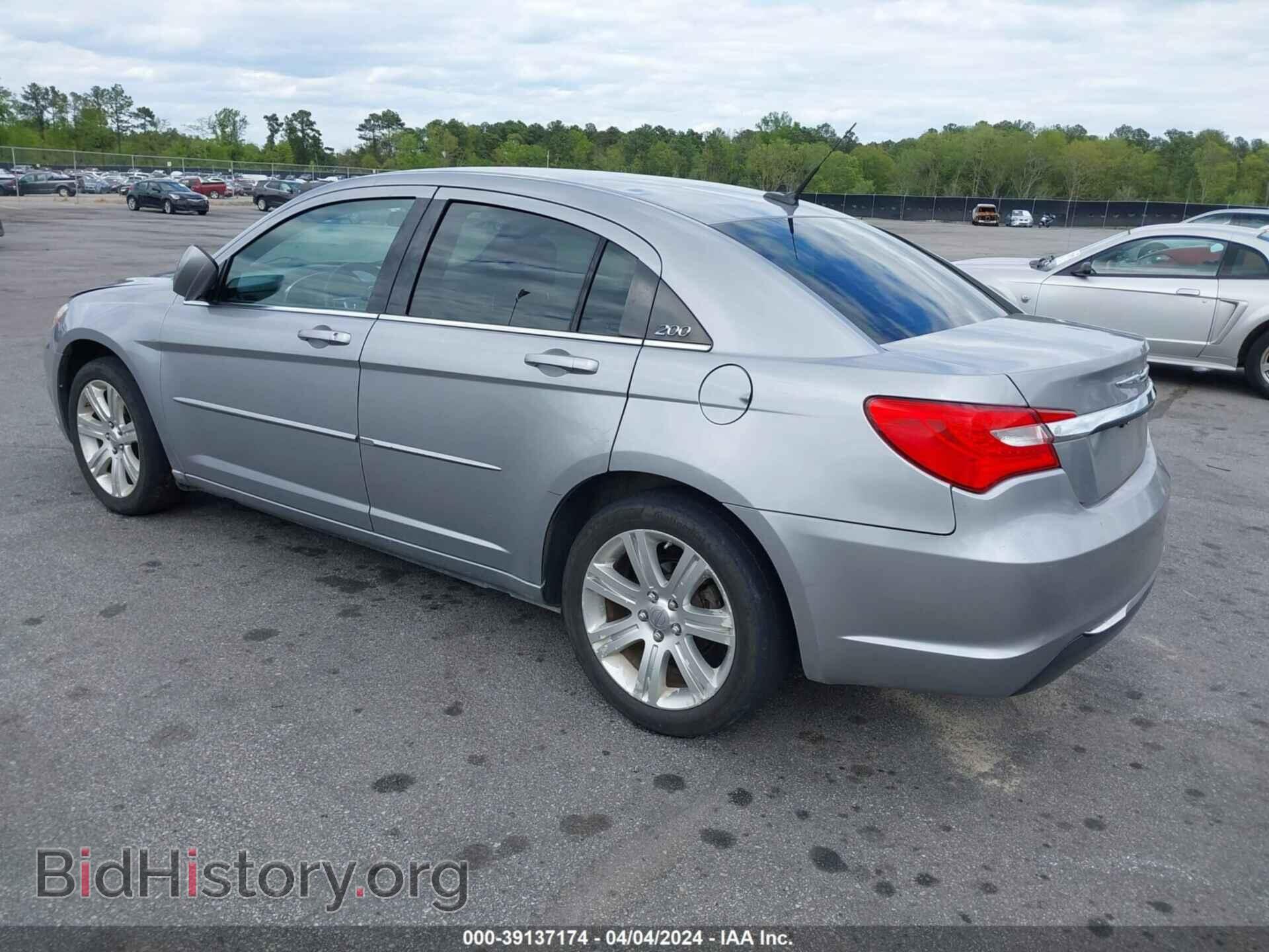 2013 CHRYSLER 200 - VIN: 1C3CCBBB8DN656281 - Фото 3