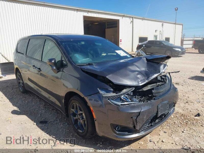 2019 Chrysler PACIFICA Touring Plus (VIN 2C4RC1FG0KR522838) — photo 1 of 17, IAAI, damage: front end