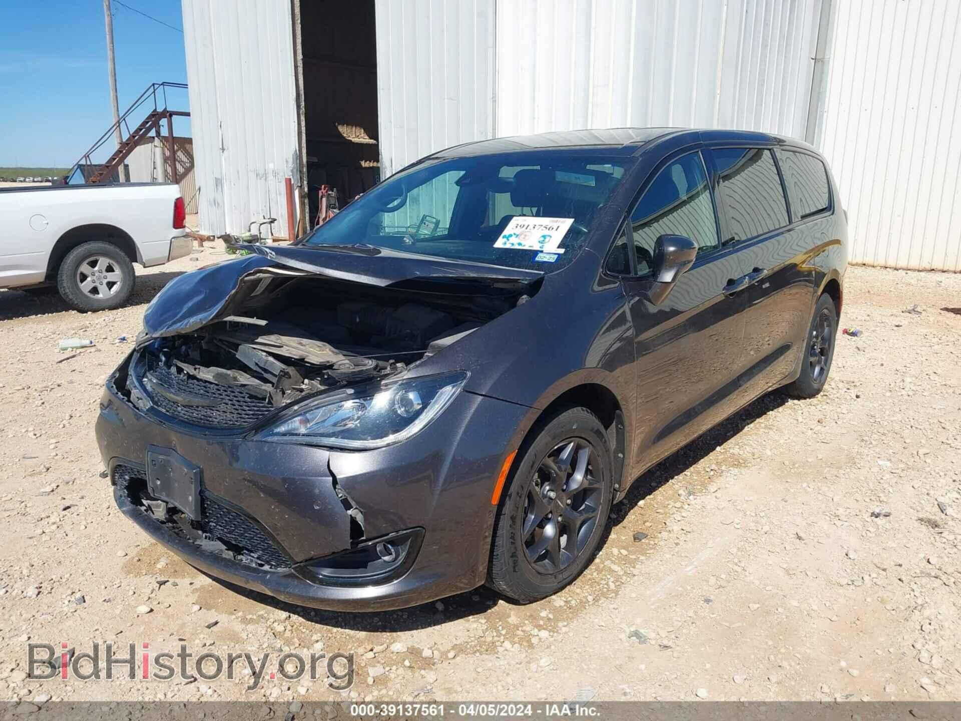 2019 CHRYSLER PACIFICA - VIN: 2C4RC1FG0KR522838 - Фото 2