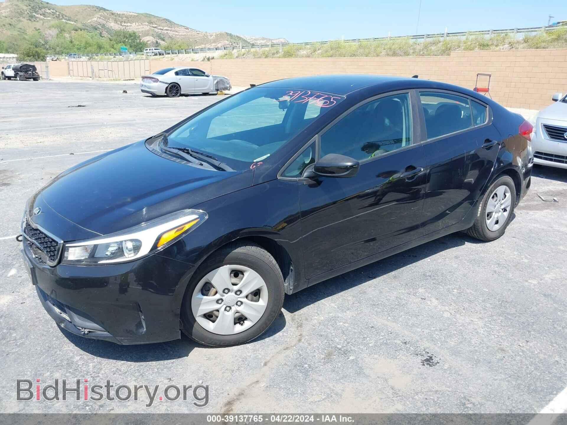 2017 KIA FORTE - VIN: 3KPFL4A73HE135299 - Фото 2