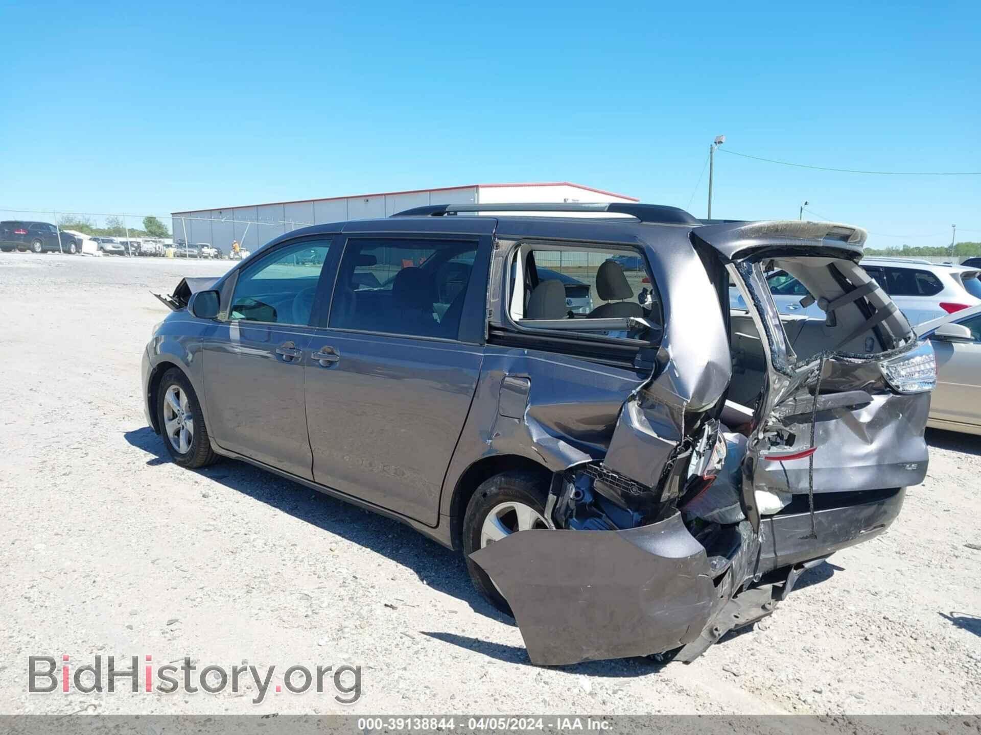 2011 TOYOTA SIENNA - VIN: 5TDKK3DC4BS066382 - Фото 3