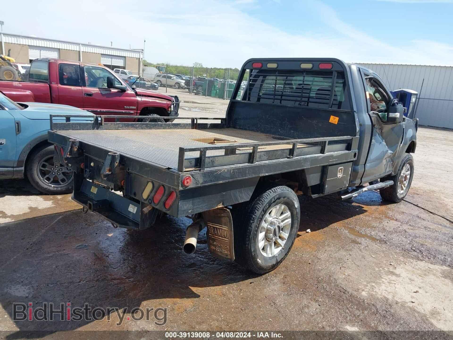 2017 FORD F-250 - VIN: 1FTBF2B68HEC96940 - Фото 4