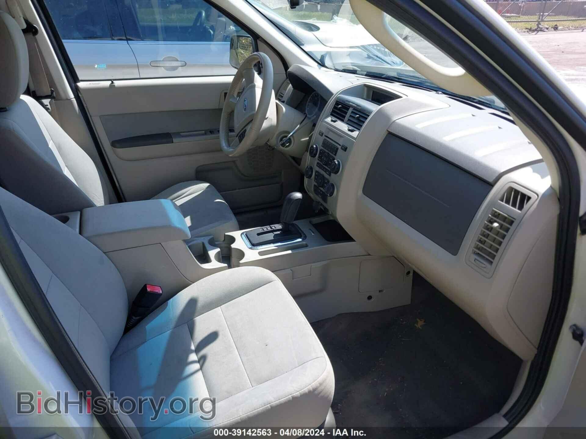 2011 FORD ESCAPE - VIN: 1FMCU0DG7BKA60496 - Фото 5