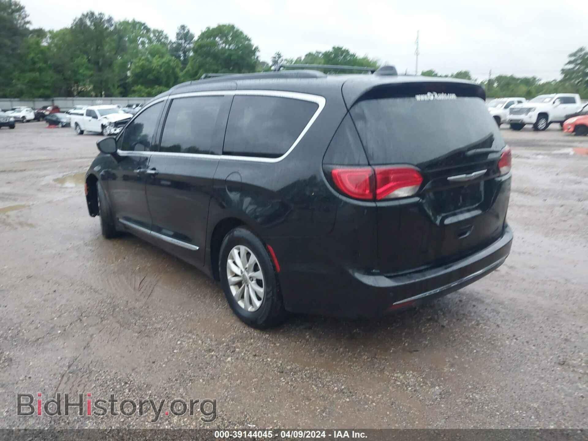 2017 CHRYSLER PACIFICA - VIN: 2C4RC1BG7HR569864 - Photo 3