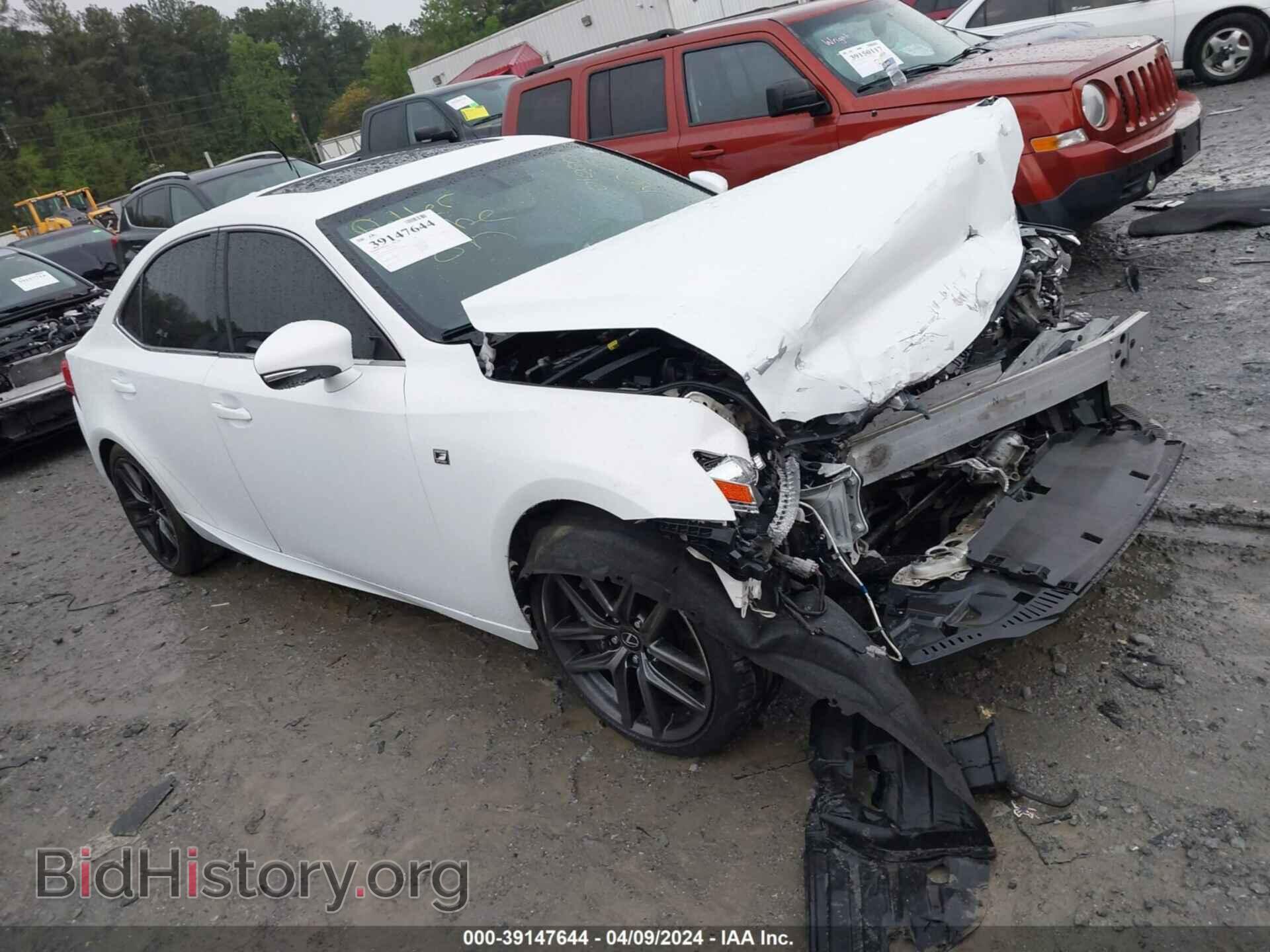 Photo JTHBE1D20E5010001 - LEXUS IS 350 2014