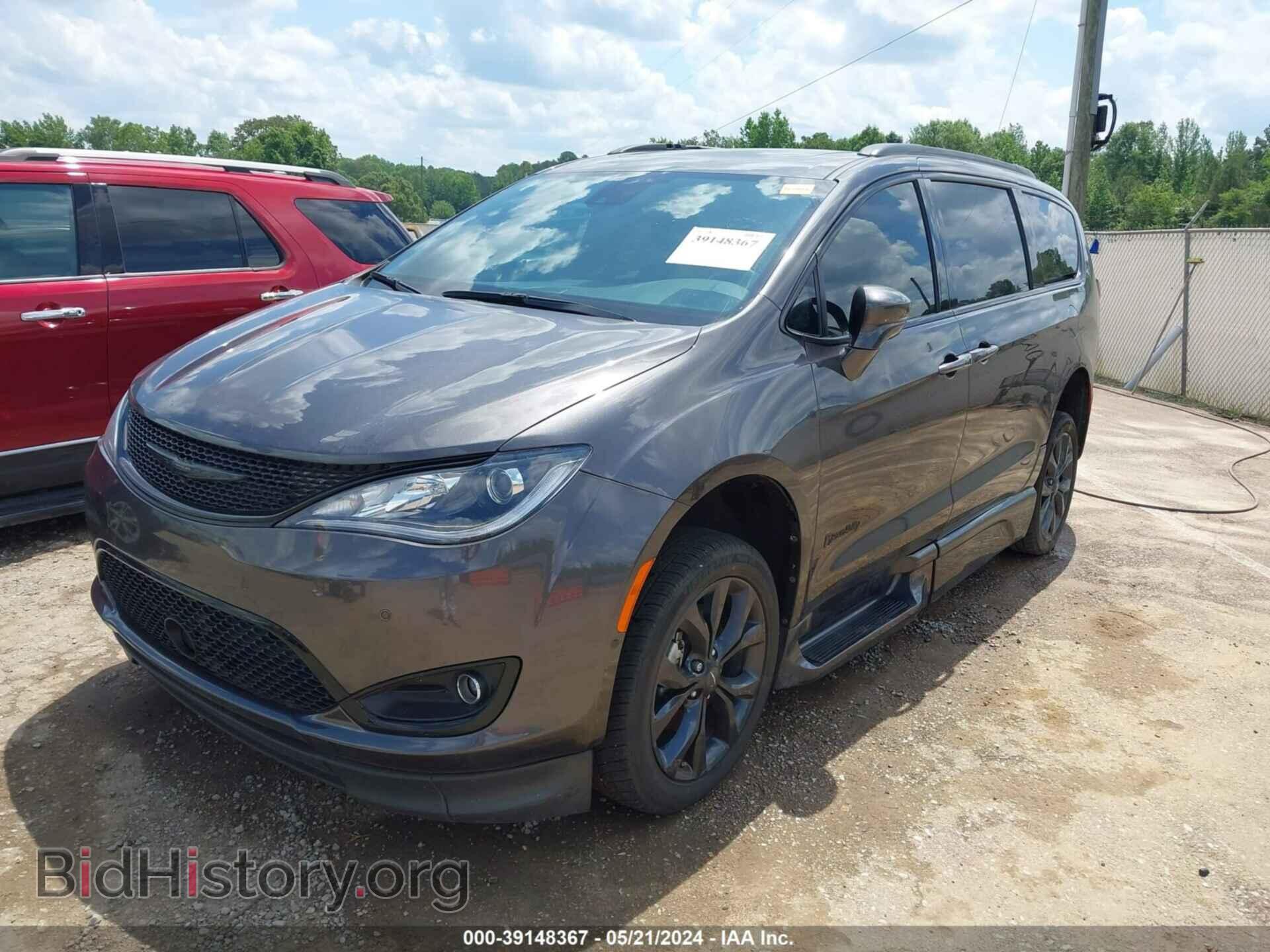 2019 CHRYSLER PACIFICA - VIN: 2C4RC1GG7KR703062 - Фото 2
