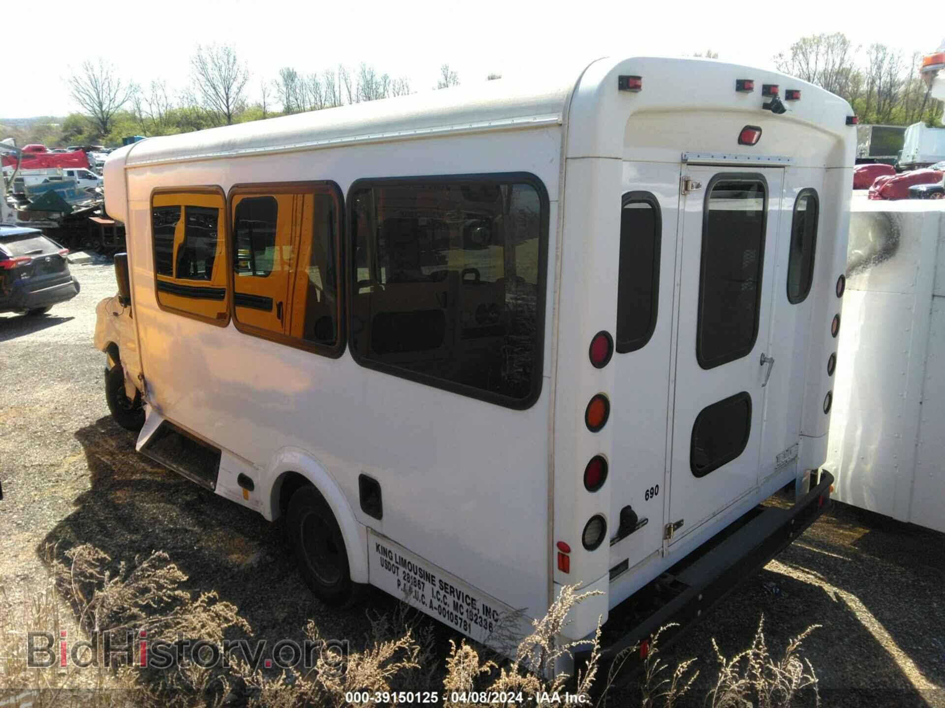 2017 FORD E-350 CUTAWAY - VIN: 1FDEE3FS4HDC24924 - Photo 3