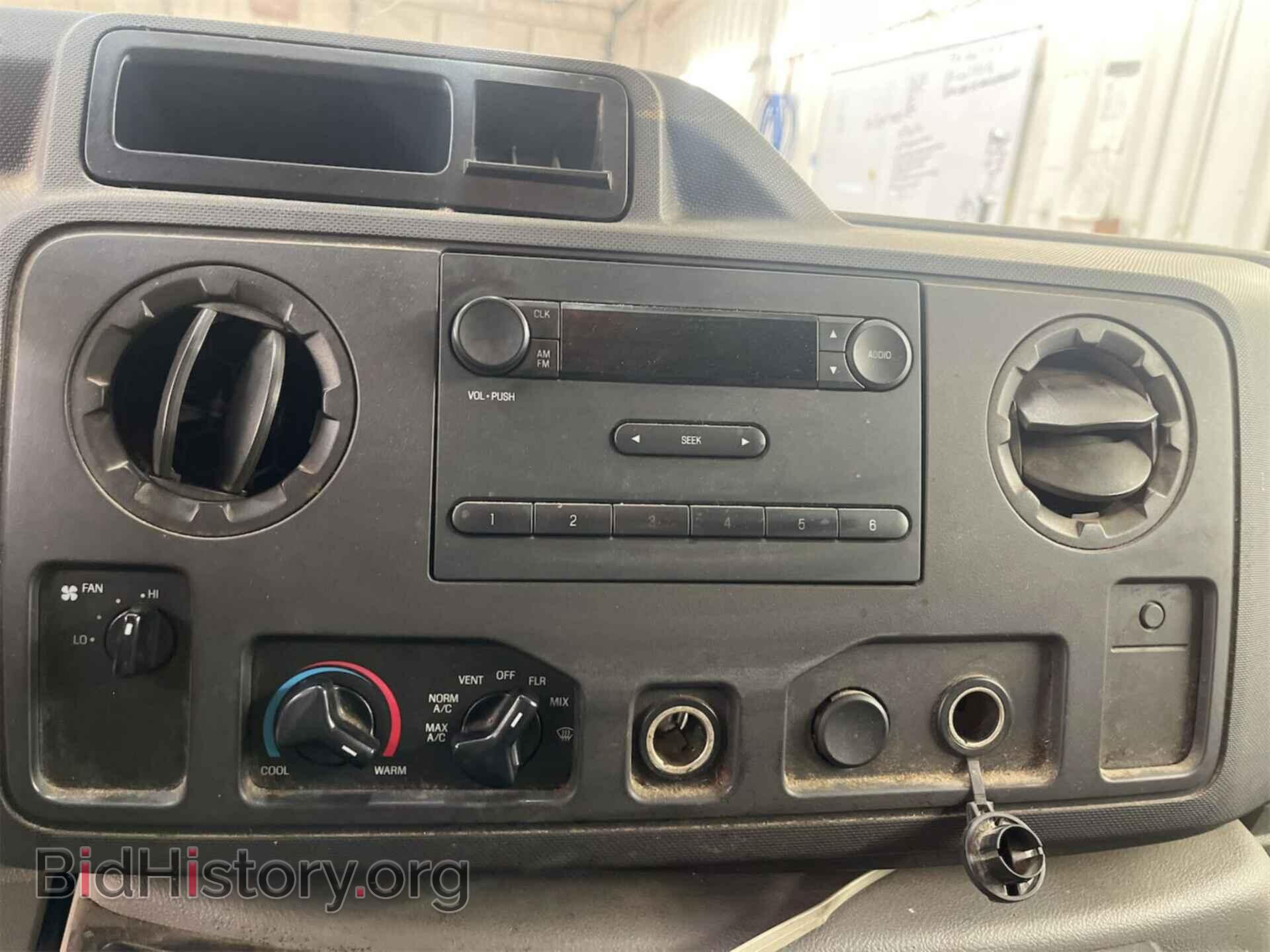 2009 FORD ECONOLINE - VIN: 1FTNE24L69DA20489 - Photo 30