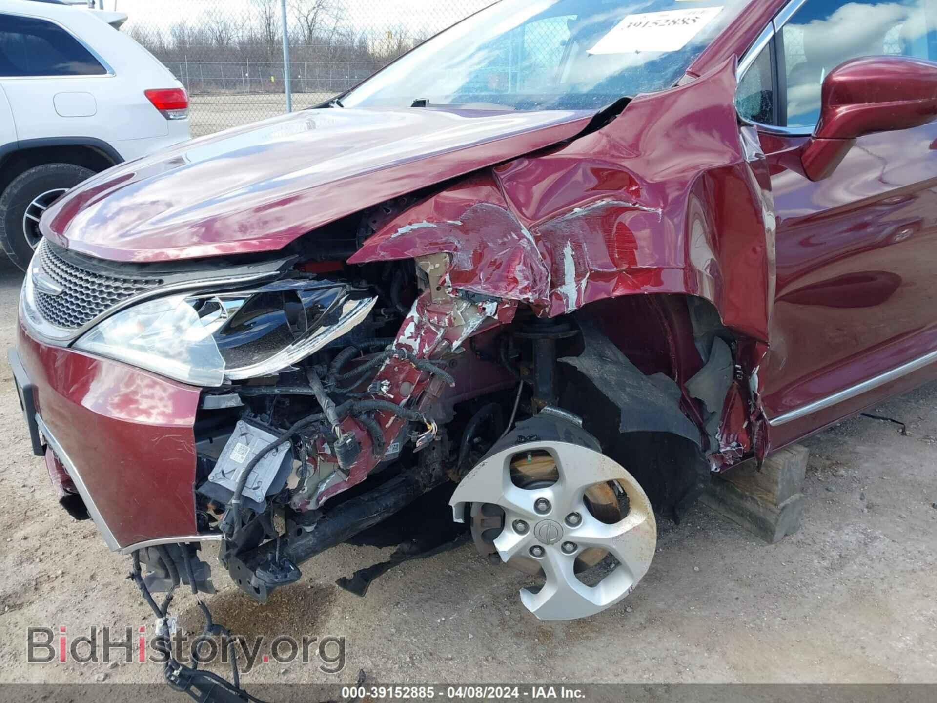 2017 CHRYSLER PACIFICA - VIN: 2C4RC1EG3HR526201 - Фото 6