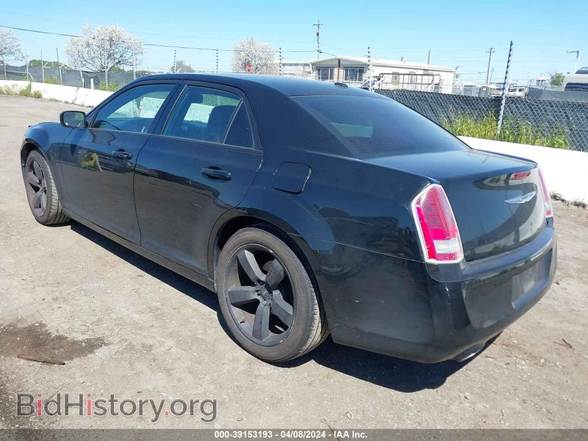 2013 CHRYSLER 300 - VIN: 2C3CCAAG3DH658908 - Фото 3