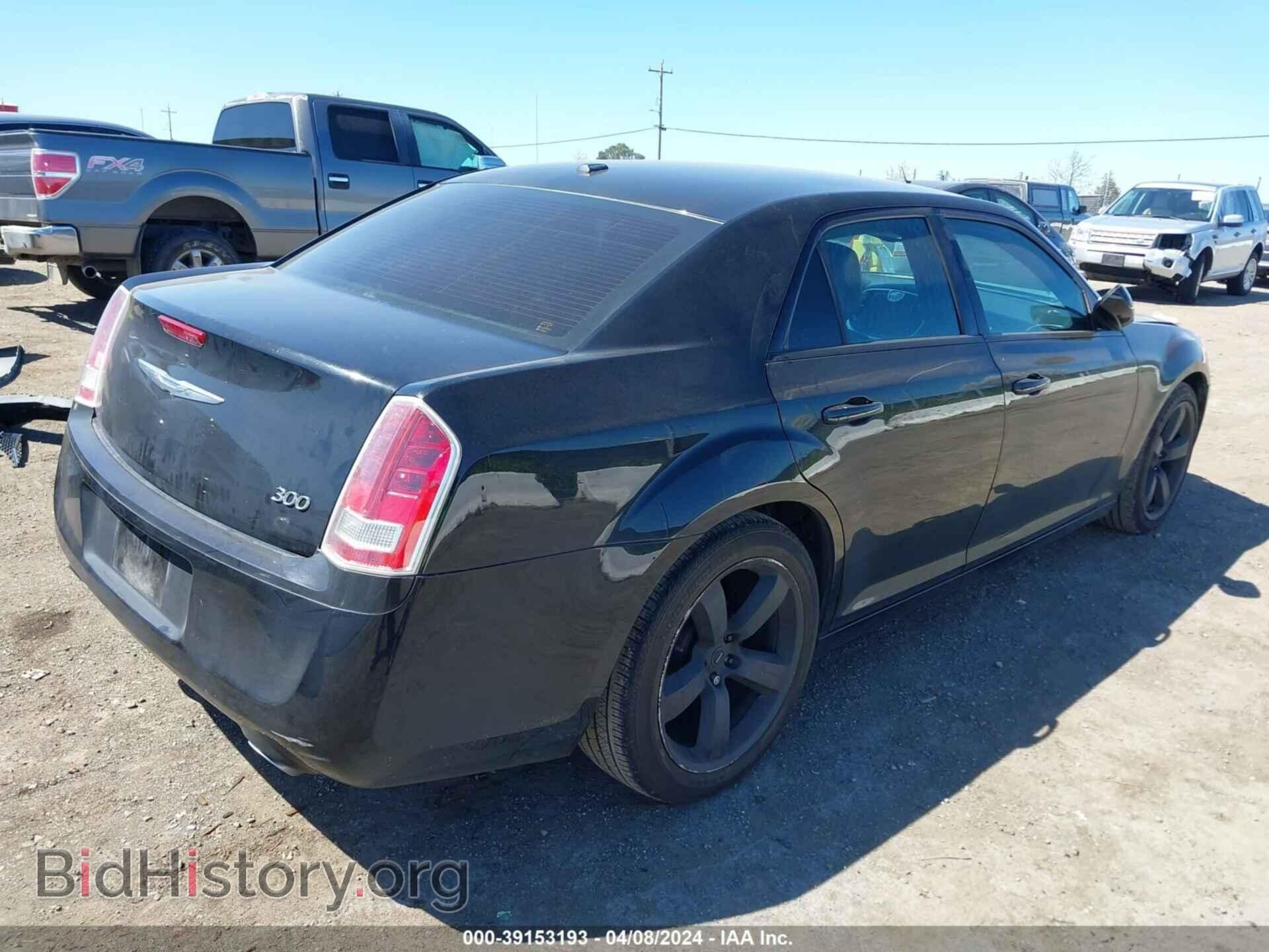 2013 CHRYSLER 300 - VIN: 2C3CCAAG3DH658908 - Фото 4