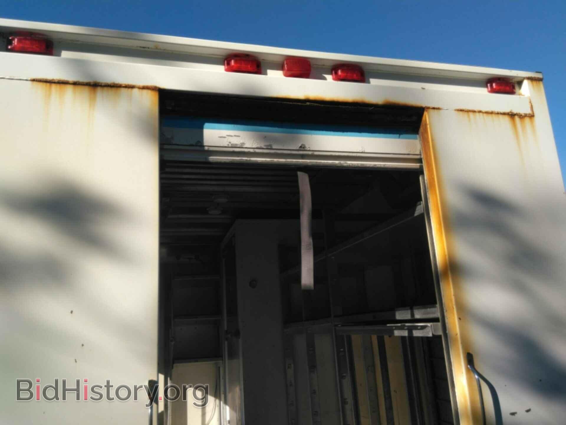 2011 FORD E-450 CUTAWAY - VIN: 1FDXE4FL0BDB20476 - Фото 17