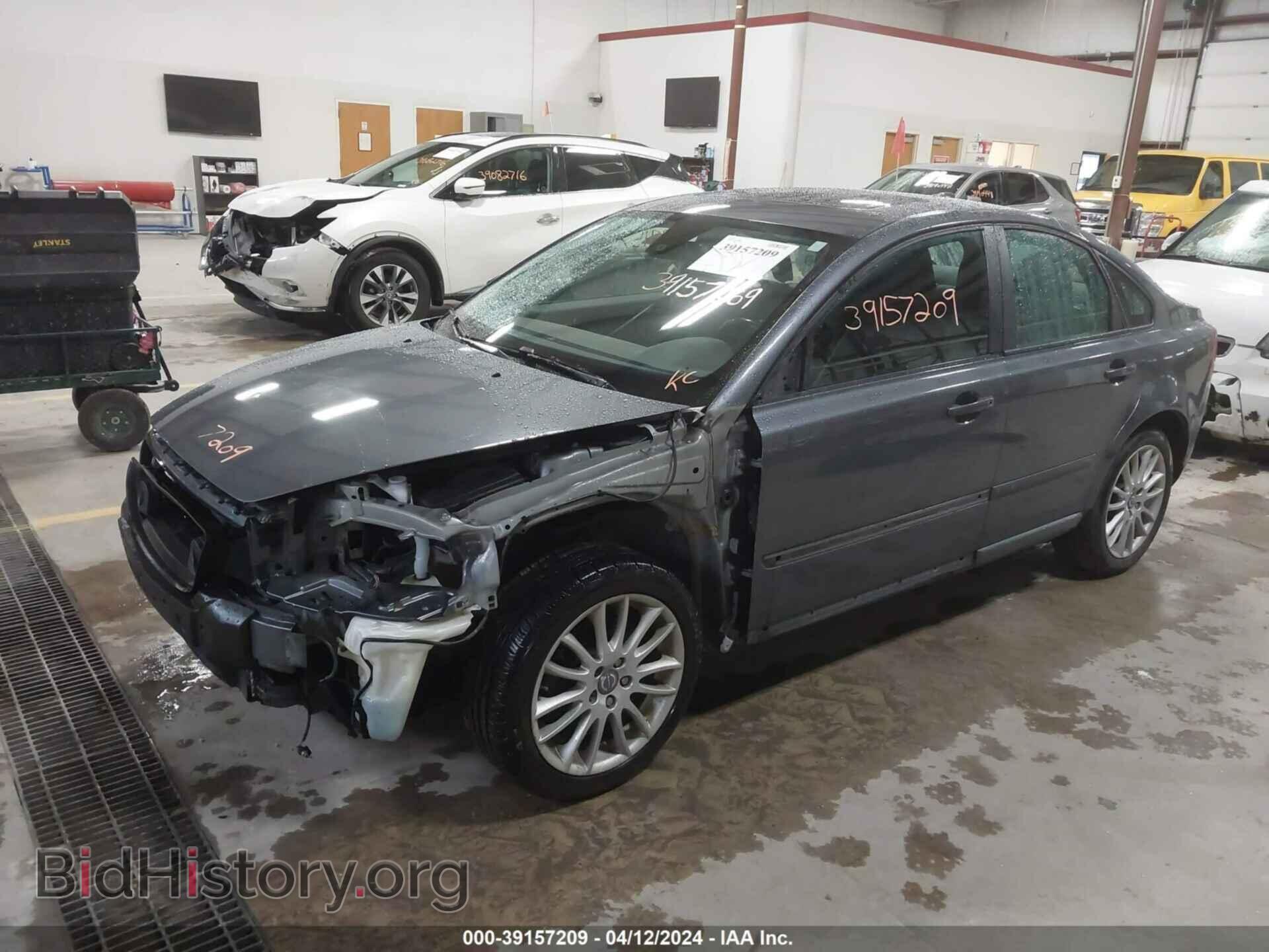 2011 VOLVO S40 - VIN: YV1672MS7B2544736 - Фото 2