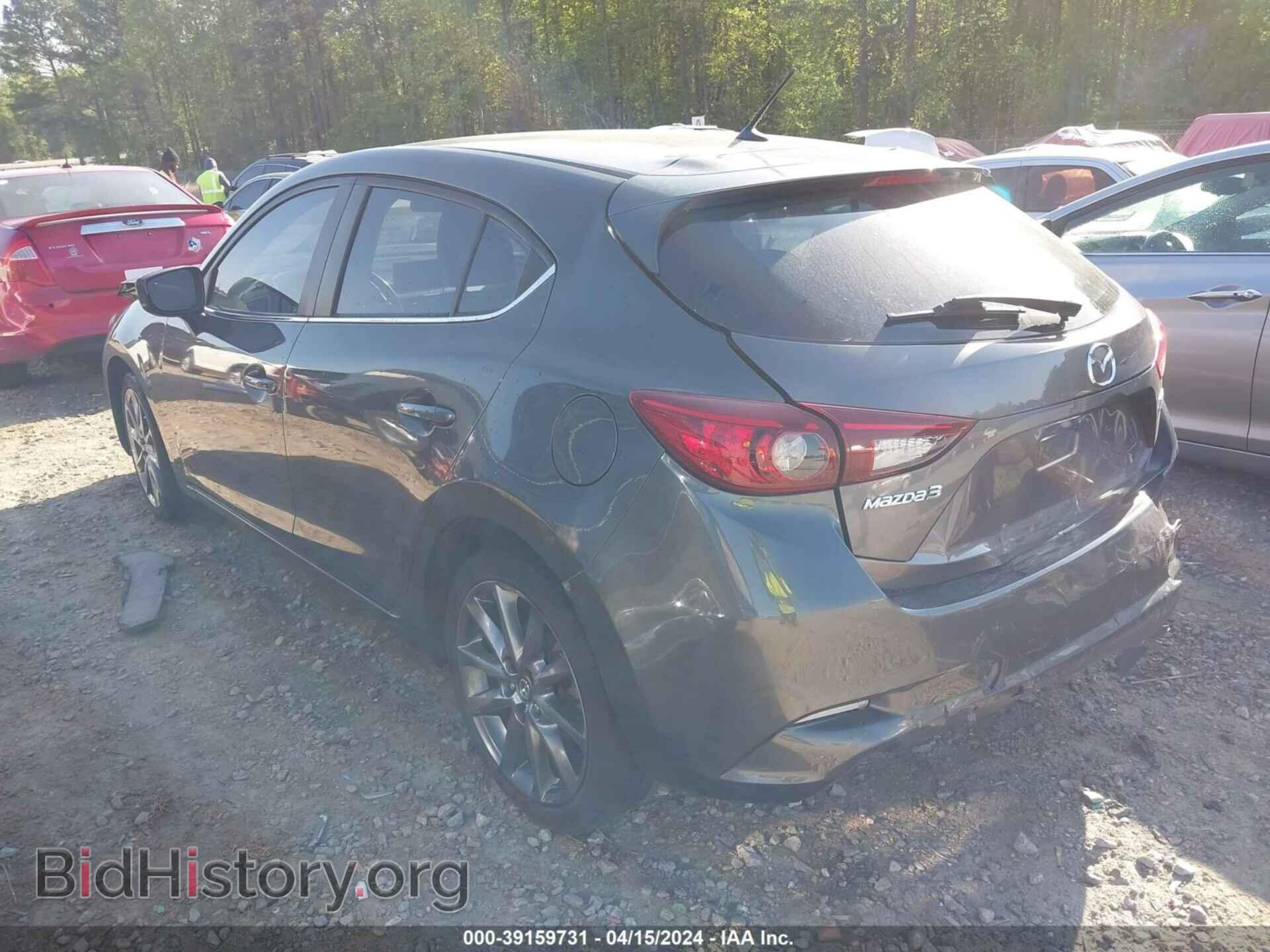 2018 MAZDA MAZDA3 - VIN: 3MZBN1L34JM214023 - Фото 3