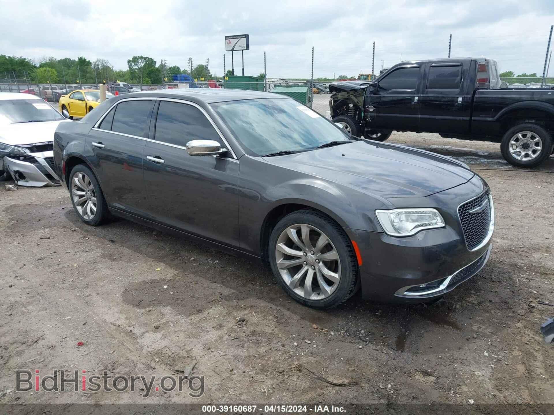 Фотография 2C3CCAEG5KH705945 - CHRYSLER 300 2019