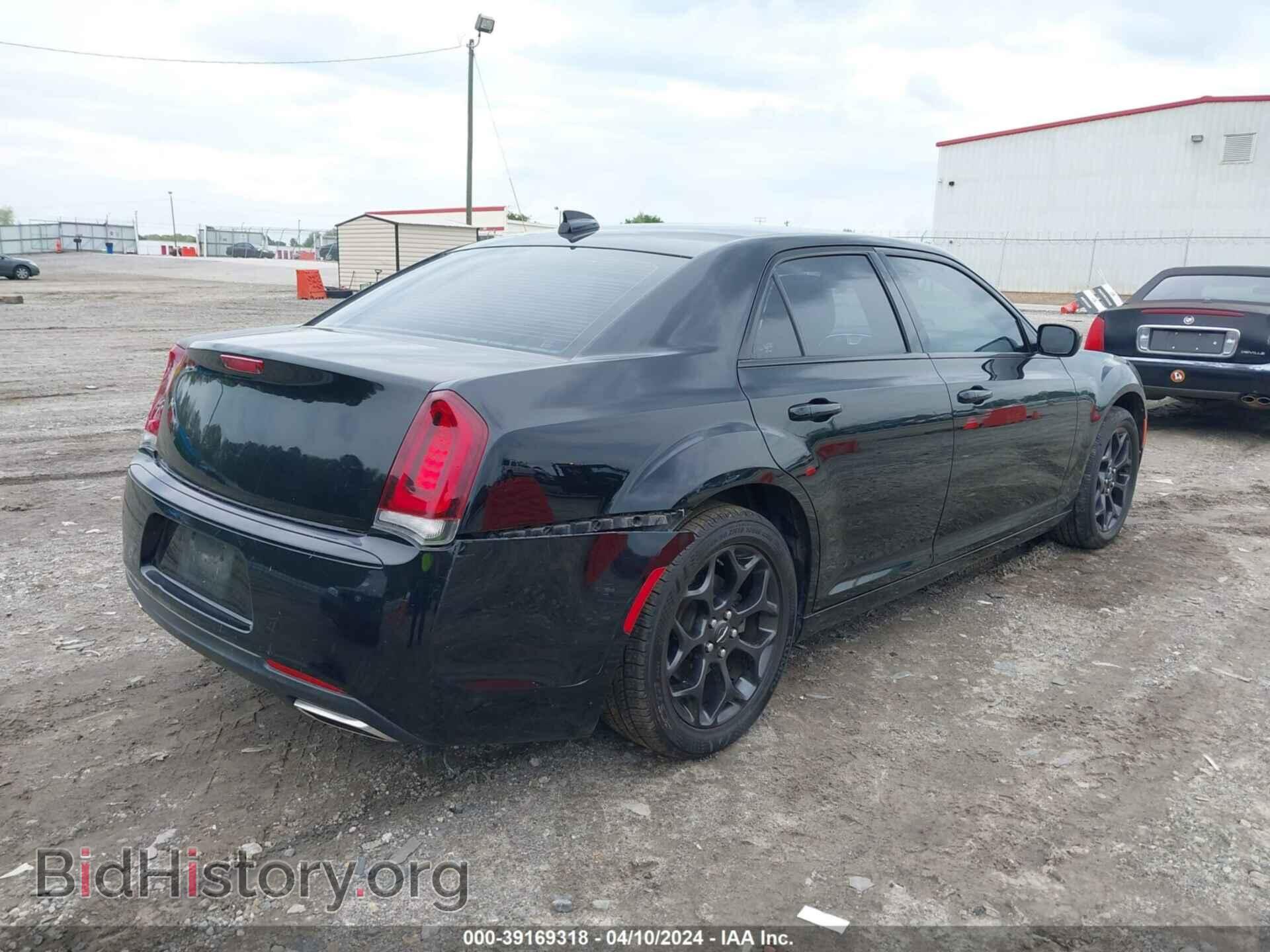 2019 CHRYSLER 300 - VIN: 2C3CCARG6KH556486 - Фото 4