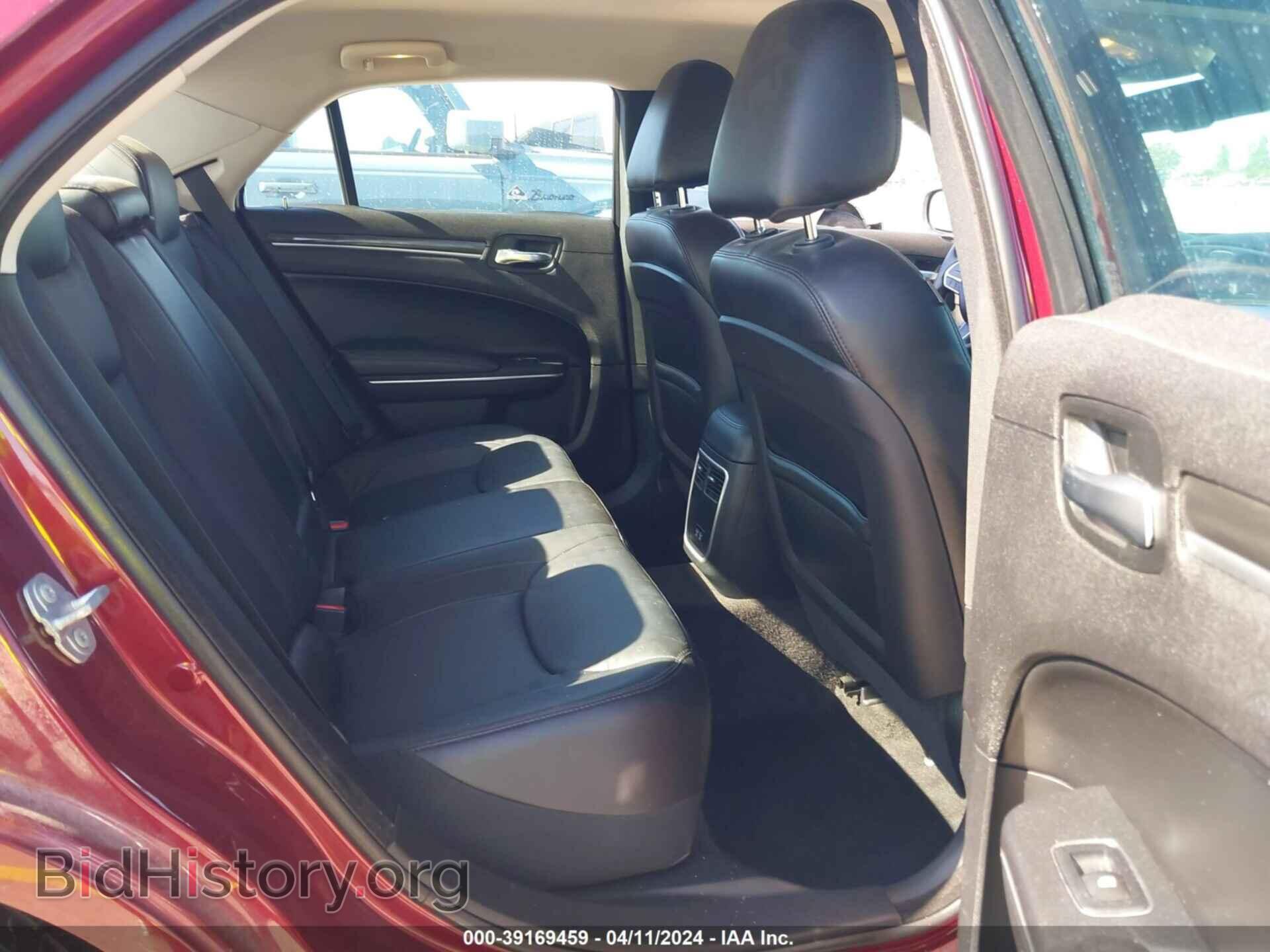2017 CHRYSLER 300 - VIN: 2C3CCAAG8HH552959 - Фото 8