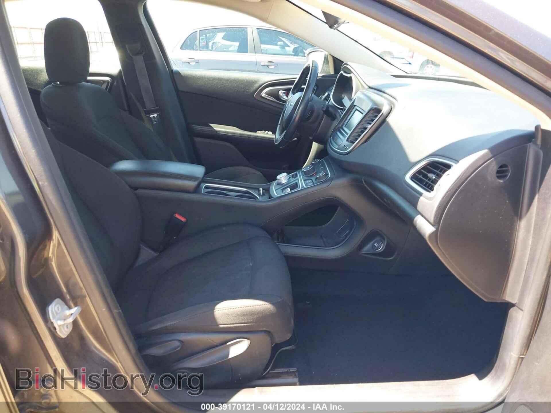 2016 CHRYSLER 200 - VIN: 1C3CCCAB7GN160111 - Фото 5