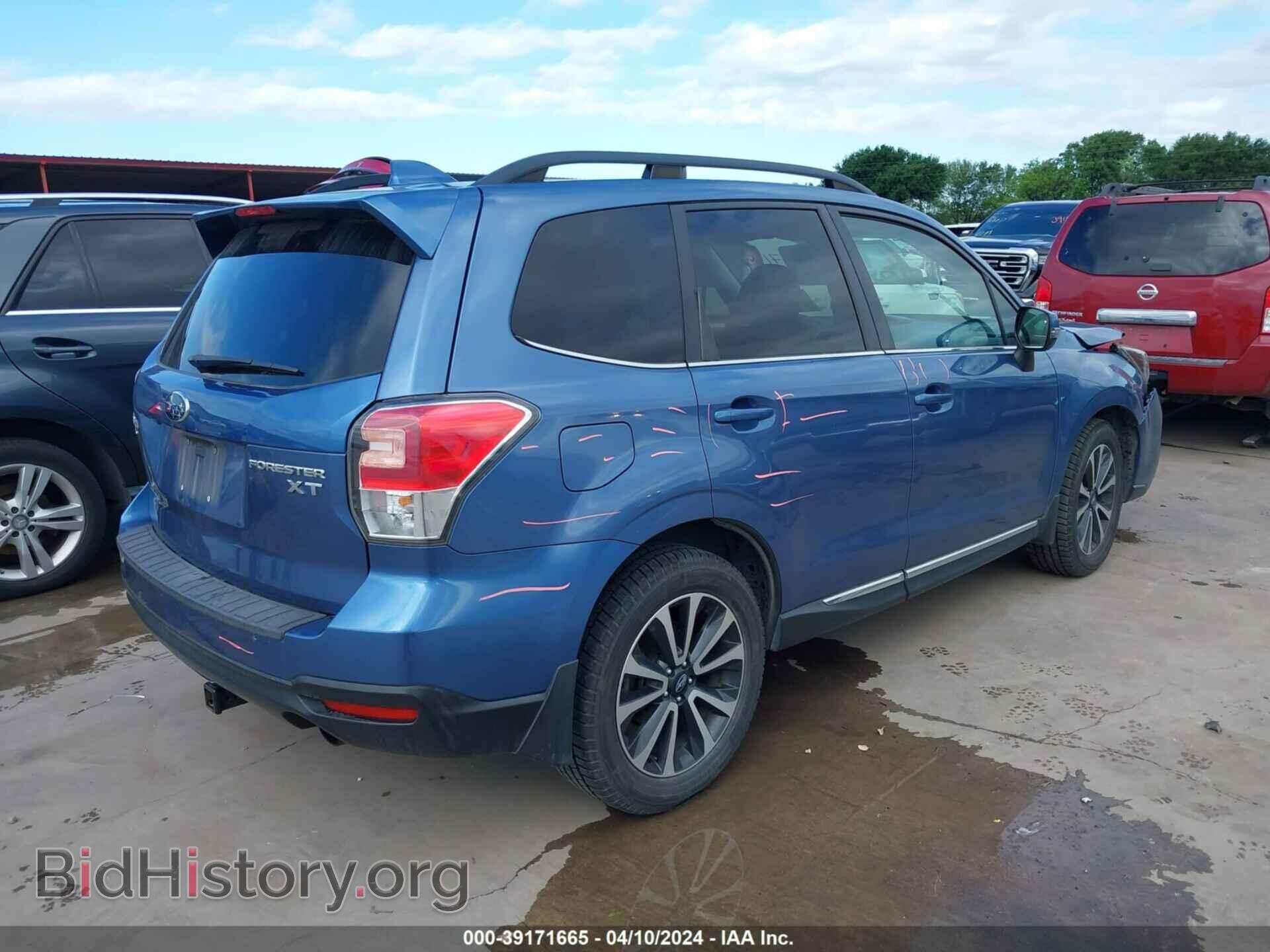 2017 SUBARU FORESTER - VIN: JF2SJGTC3HH403473 - Фото 4