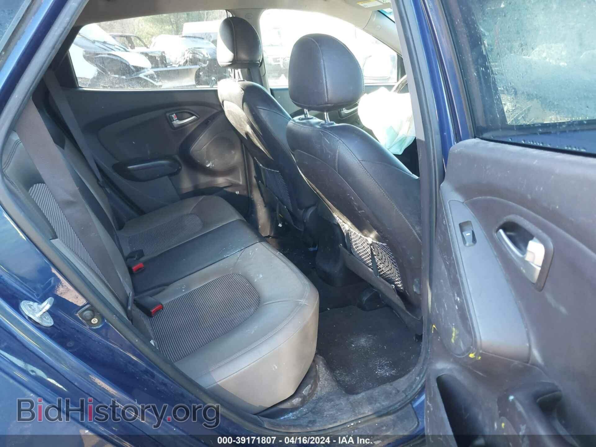 2012 HYUNDAI TUCSON - VIN: KM8JUCAC4CU419769 - Фото 8
