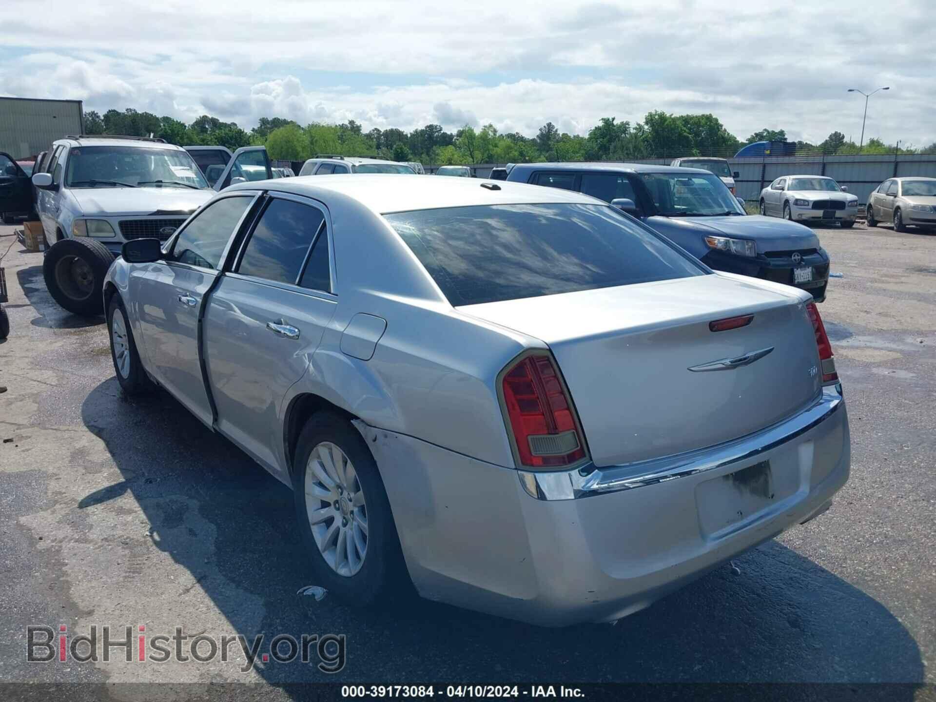 2012 CHRYSLER 300 - VIN: 2C3CCACG3CH250923 - Фото 3
