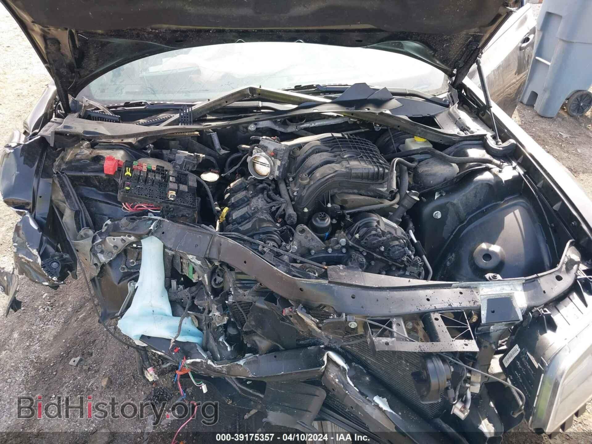 2017 CHRYSLER 300 - VIN: 2C3CCAGG1HH553359 - Photo 10