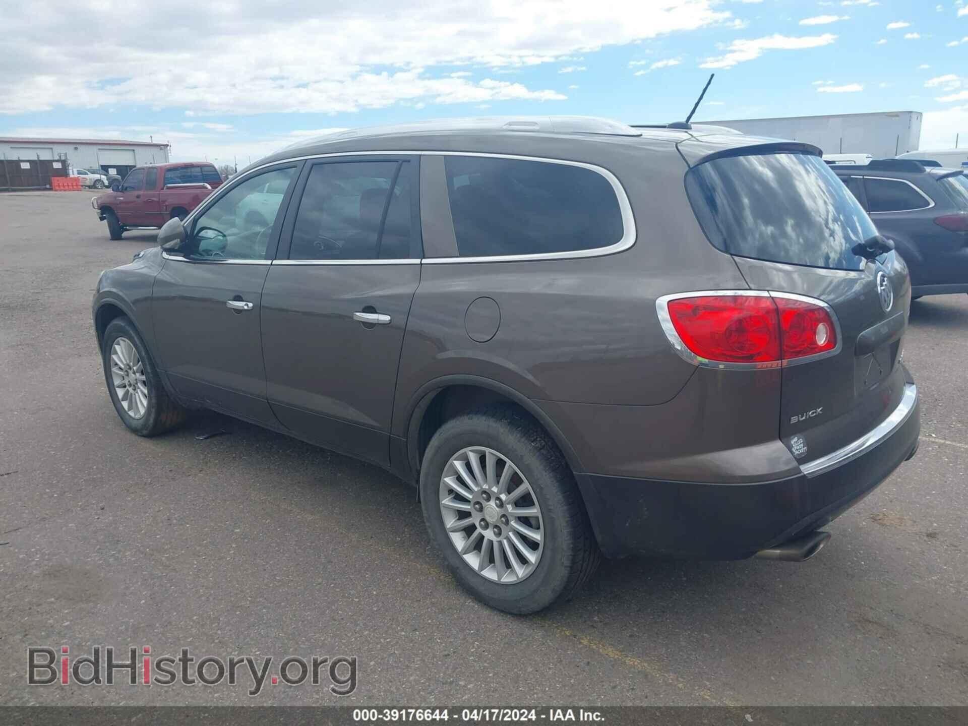 2011 BUICK ENCLAVE - VIN: 5GAKRAED3BJ179360 - Фото 3