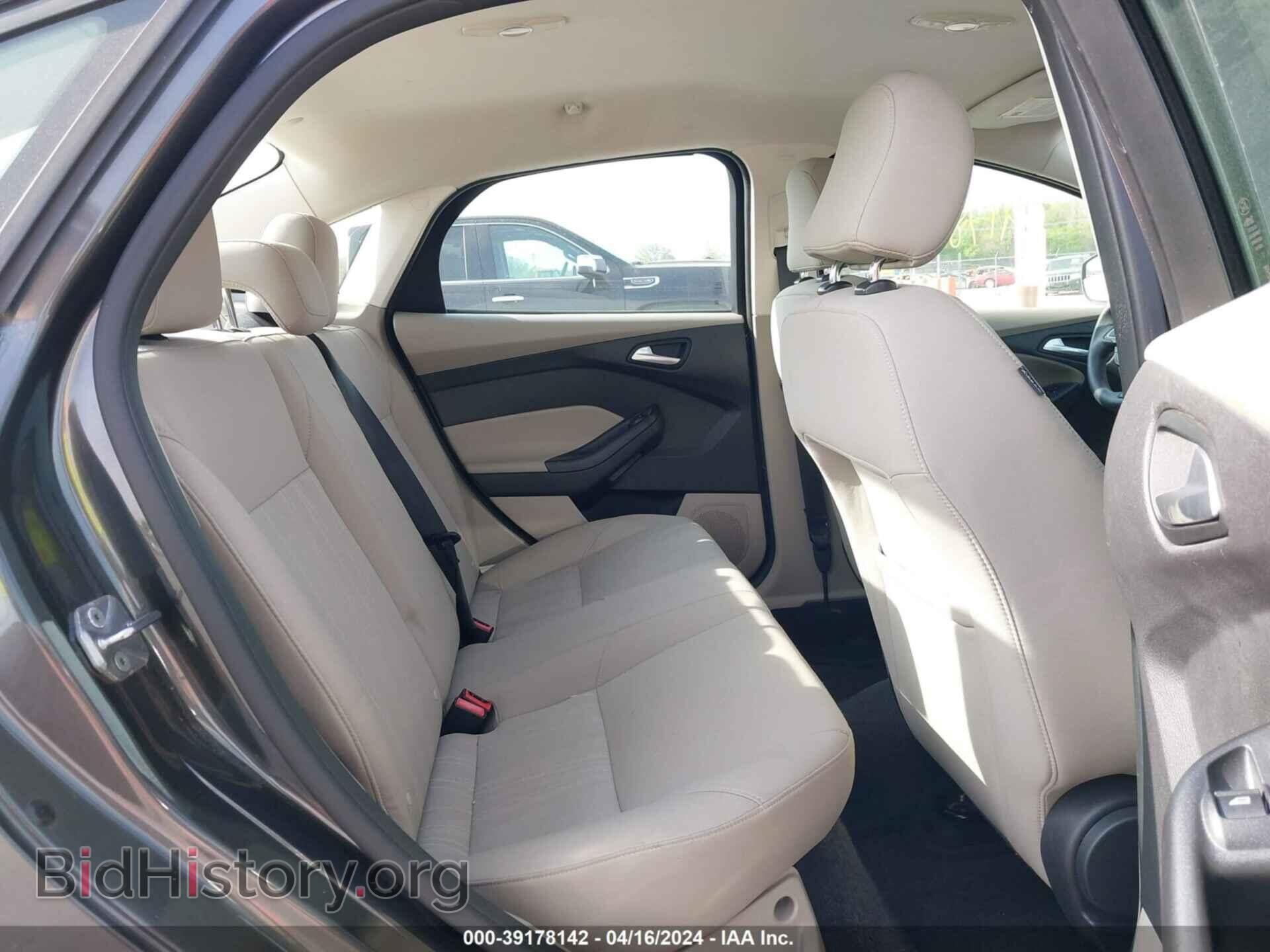 2016 FORD FOCUS - VIN: 1FADP3F21GL215957 - Фото 8